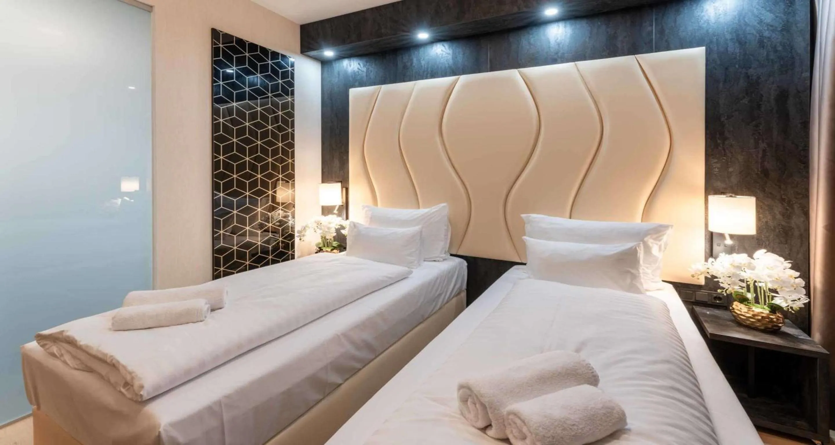 Bedroom, Bed in PLAZA INN Wiener Neustadt, BW Signature Collection