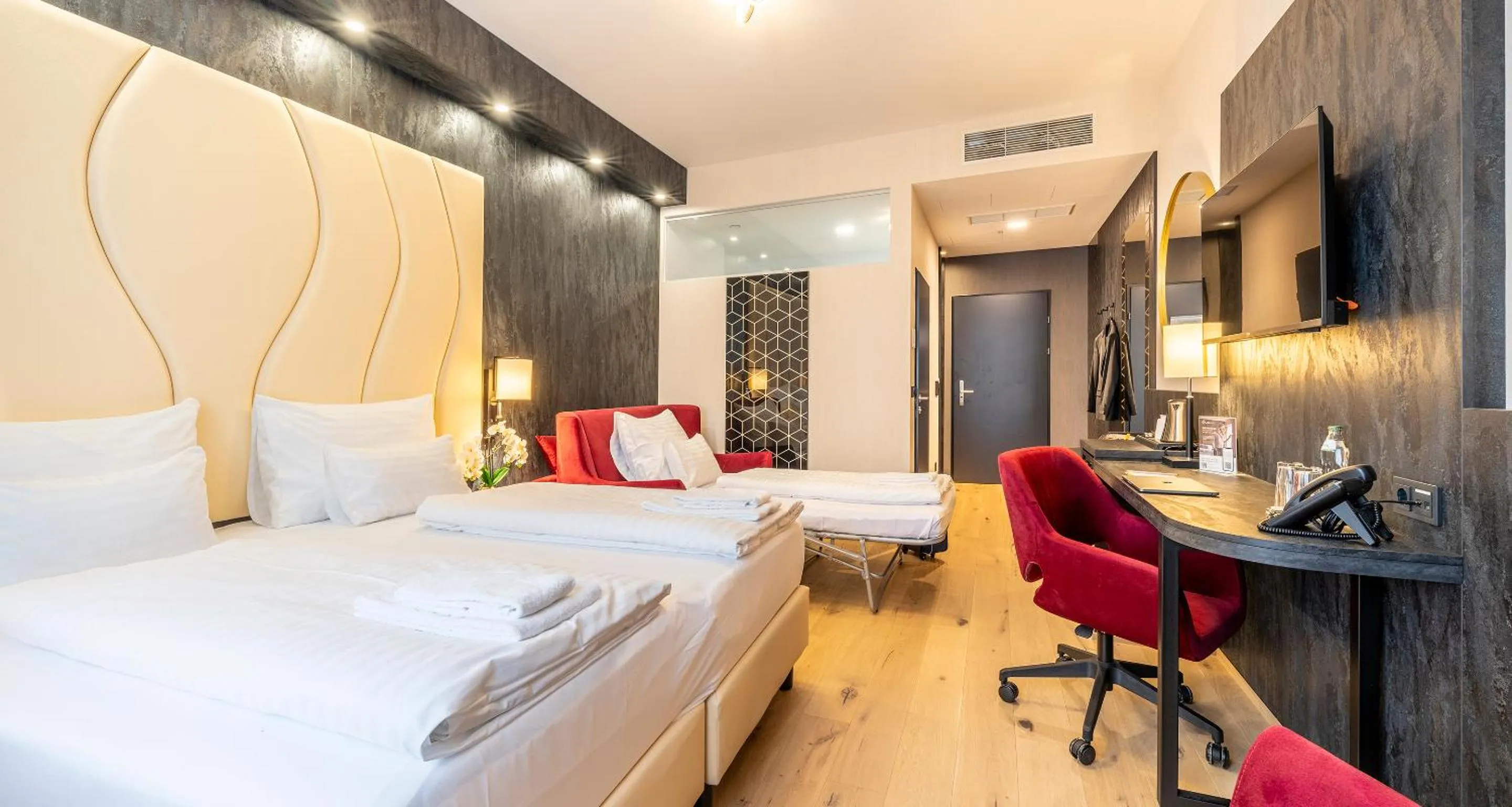 Bed in PLAZA INN Wiener Neustadt, BW Signature Collection