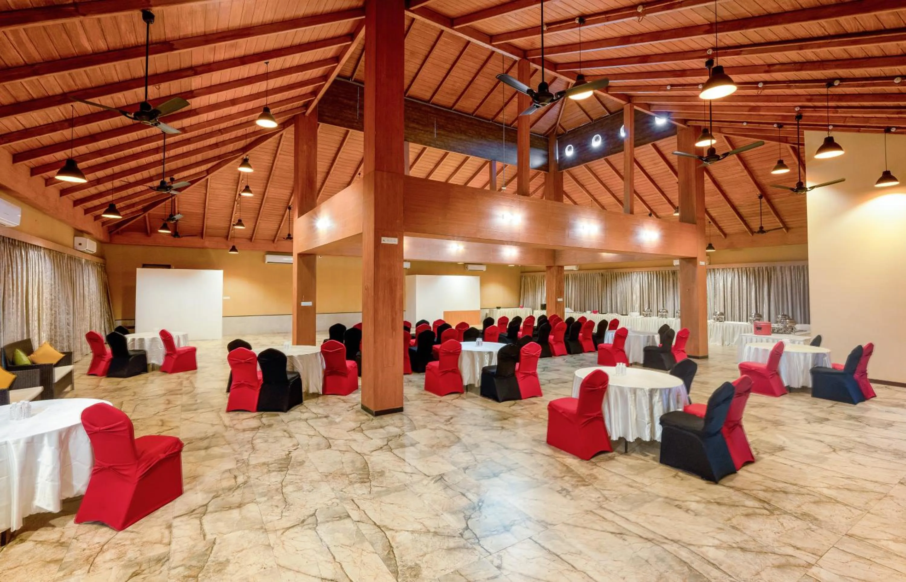 Freesia Resort by Express Inn