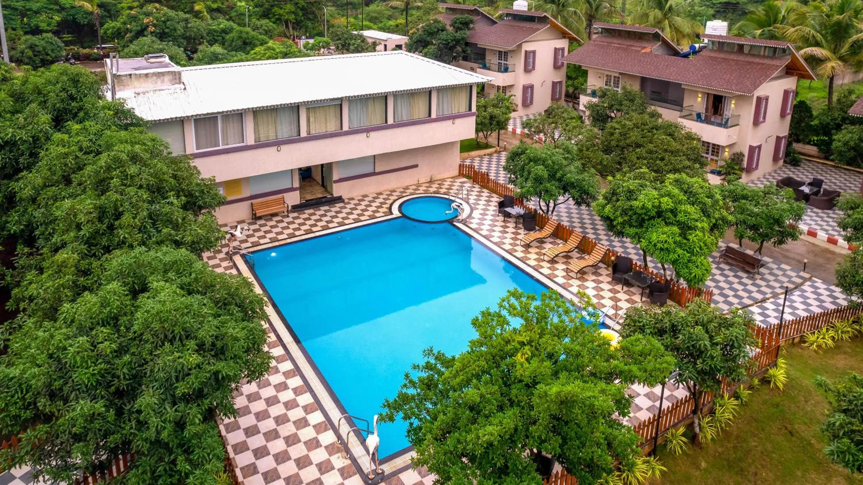 Freesia Resort by Express Inn