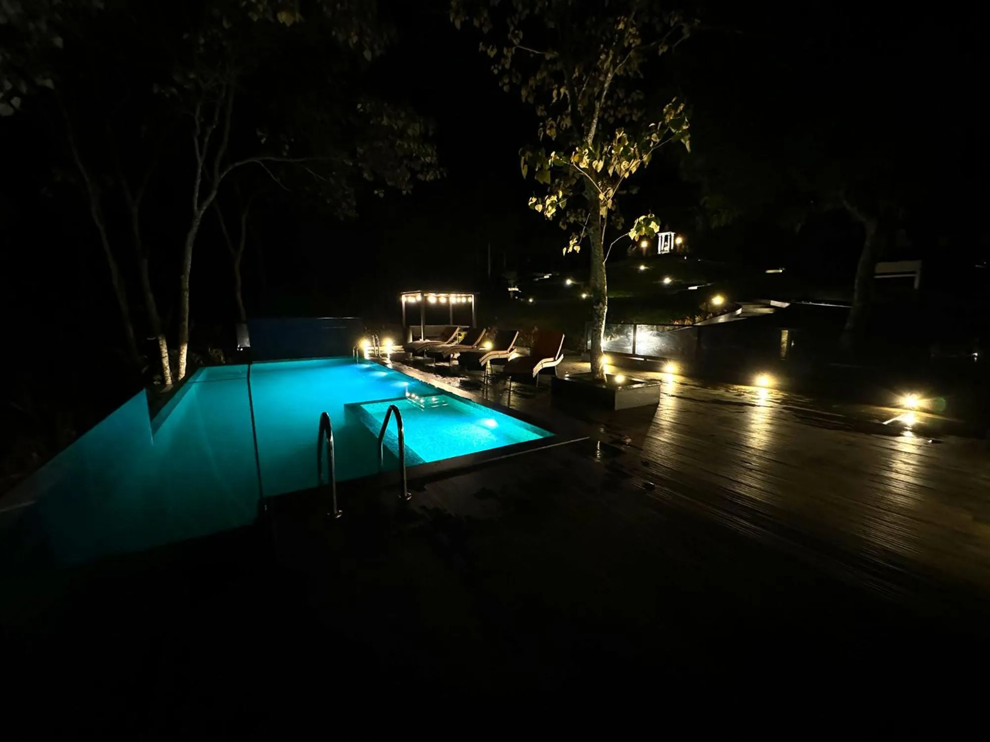 Swimming pool in Viceroy Luxury Mountain Resort and Spa