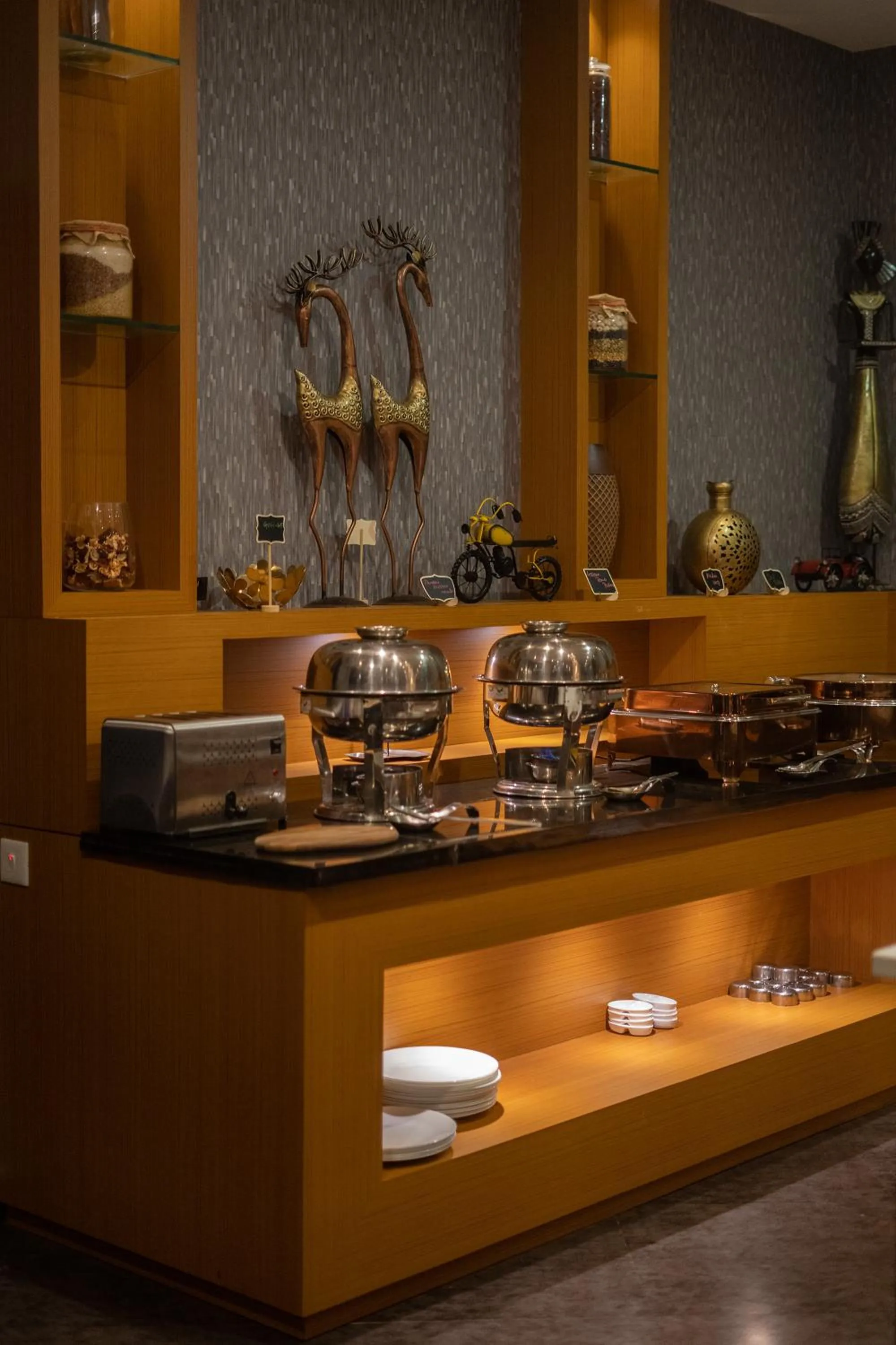 Food in Viceroy Luxury Mountain Resort and Spa