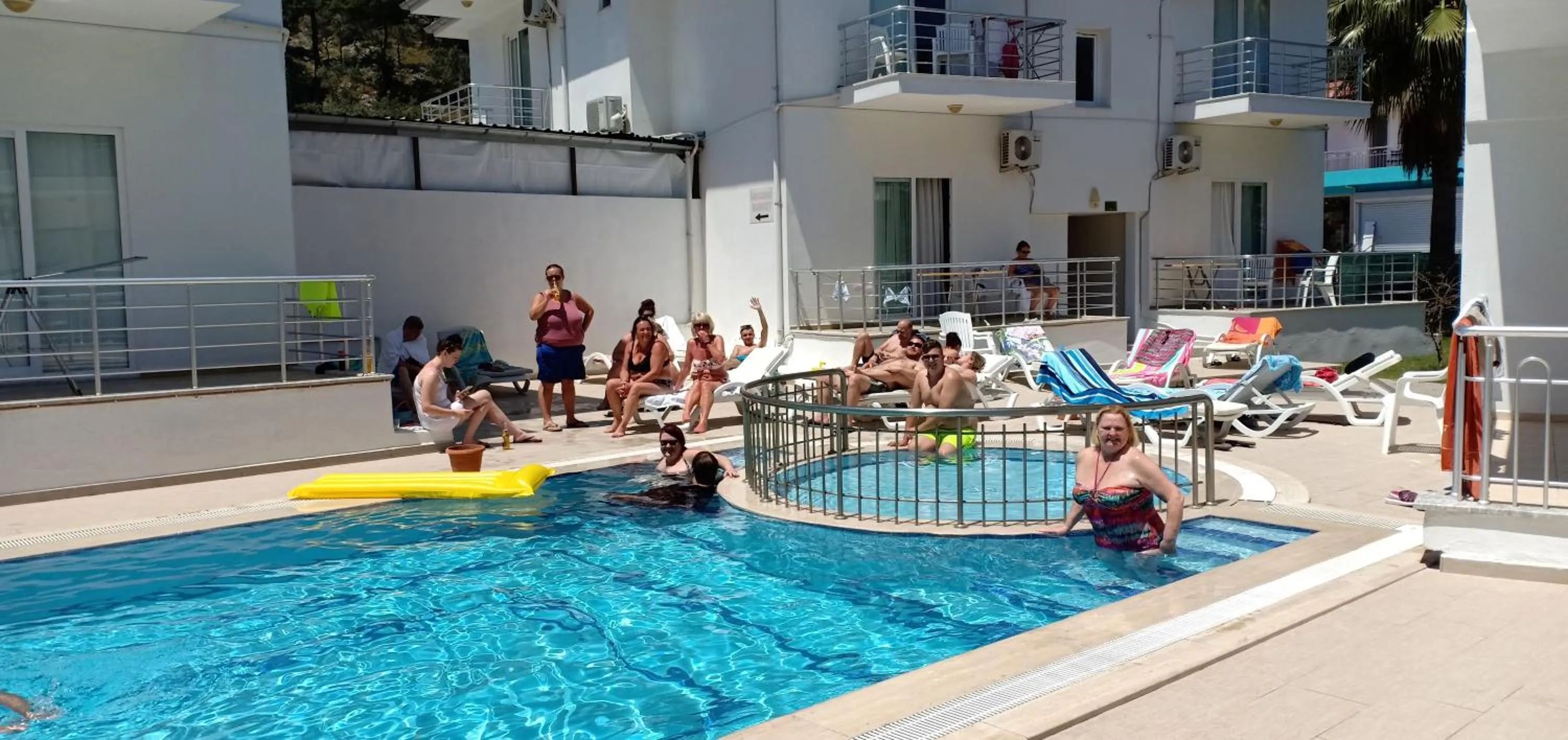 Pool view in Sarıgerme Apart