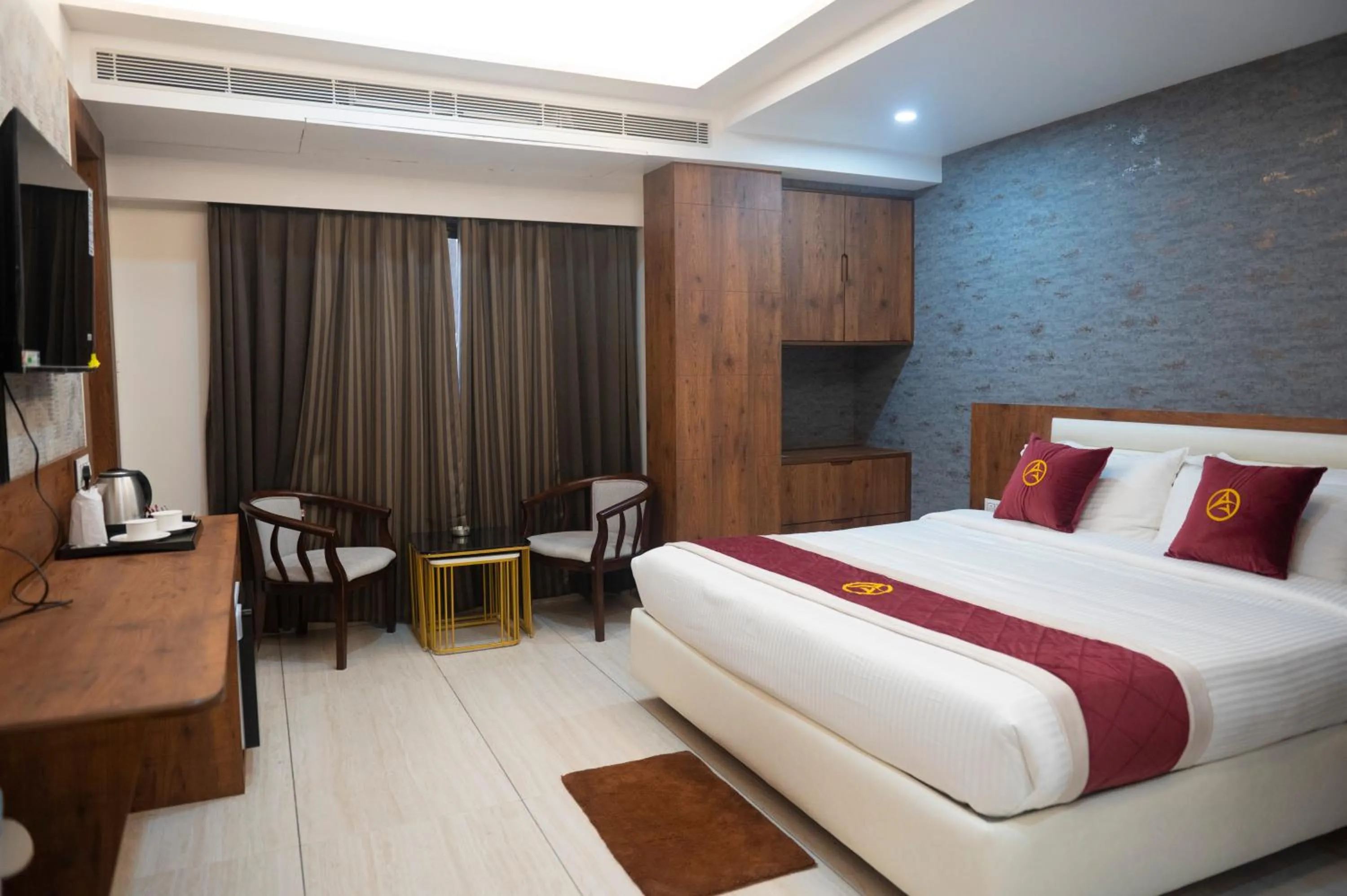 Bed in The Autograph Inn