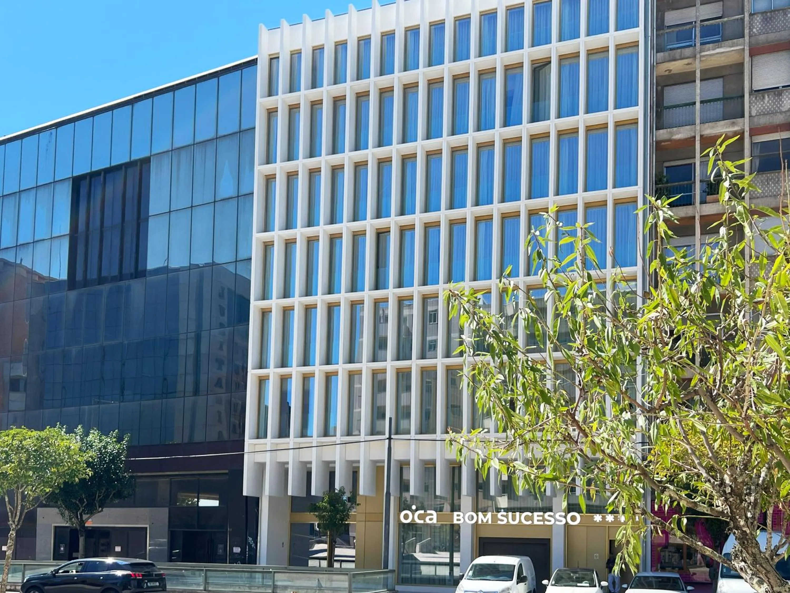 Property building in Bom Sucesso Hotel by gaiarooms