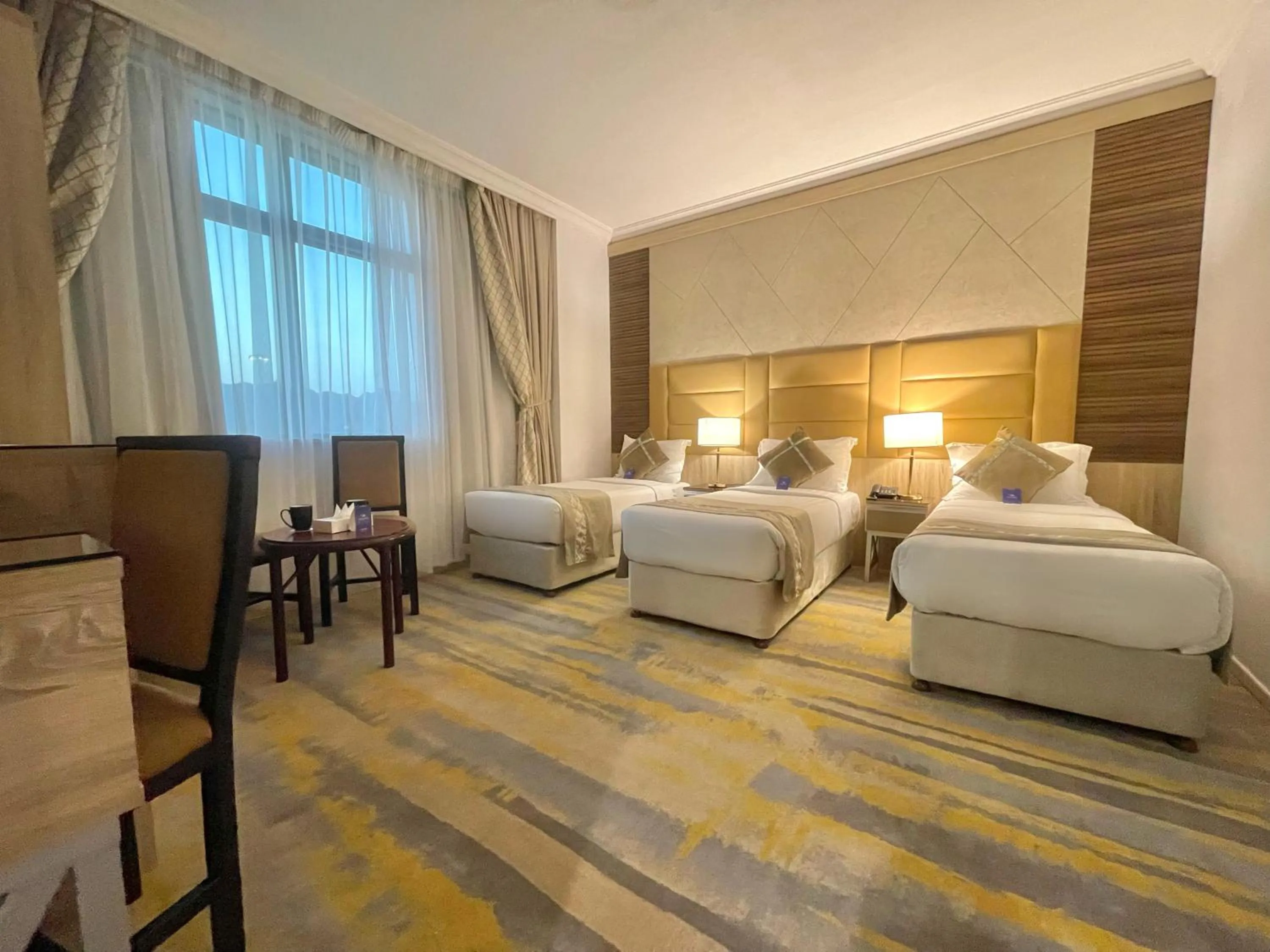 View (from property/room), Bed in شركة المختارة العالمي للخدمات الفندقيه - Al Mukhtara International Hotel