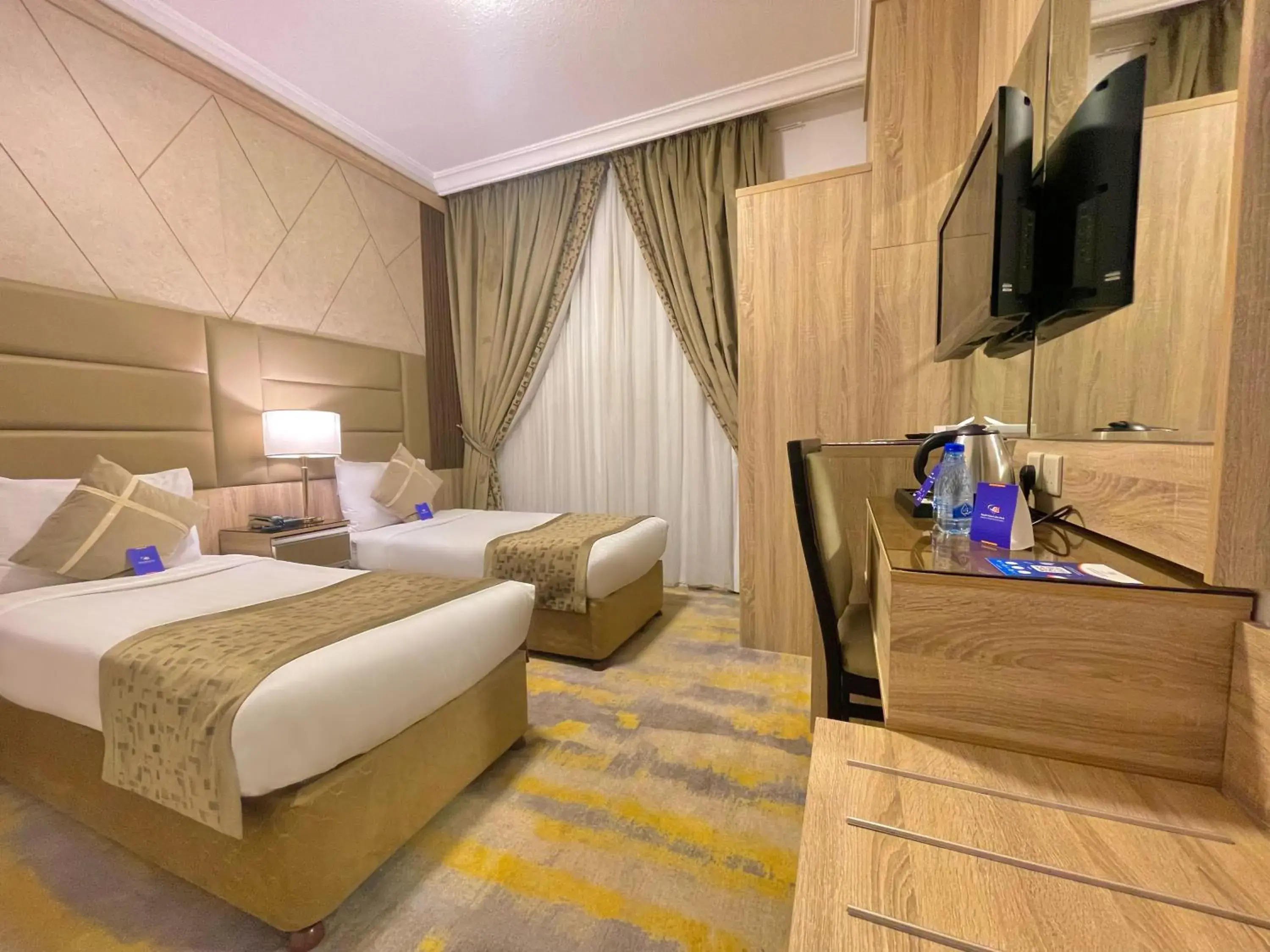 Standard Twin Room in شركة المختارة العالمي للخدمات الفندقيه - Al Mukhtara International Hotel Standard Twin Room in شركة المختارة العالمي للخدمات الفندقيه - Al Mukhtara International Hotel