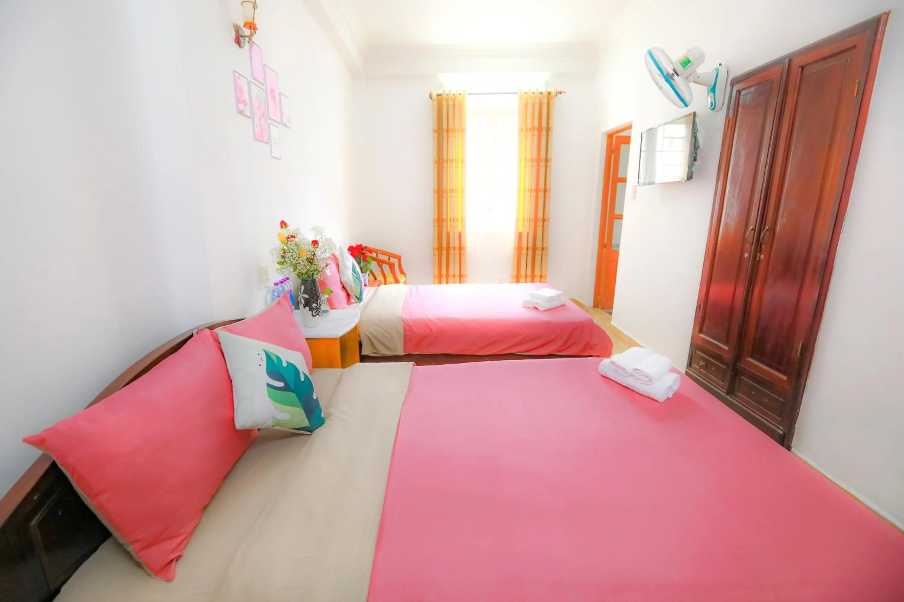 Bedroom, Bed in Pearl Wealth Dalat Hotel