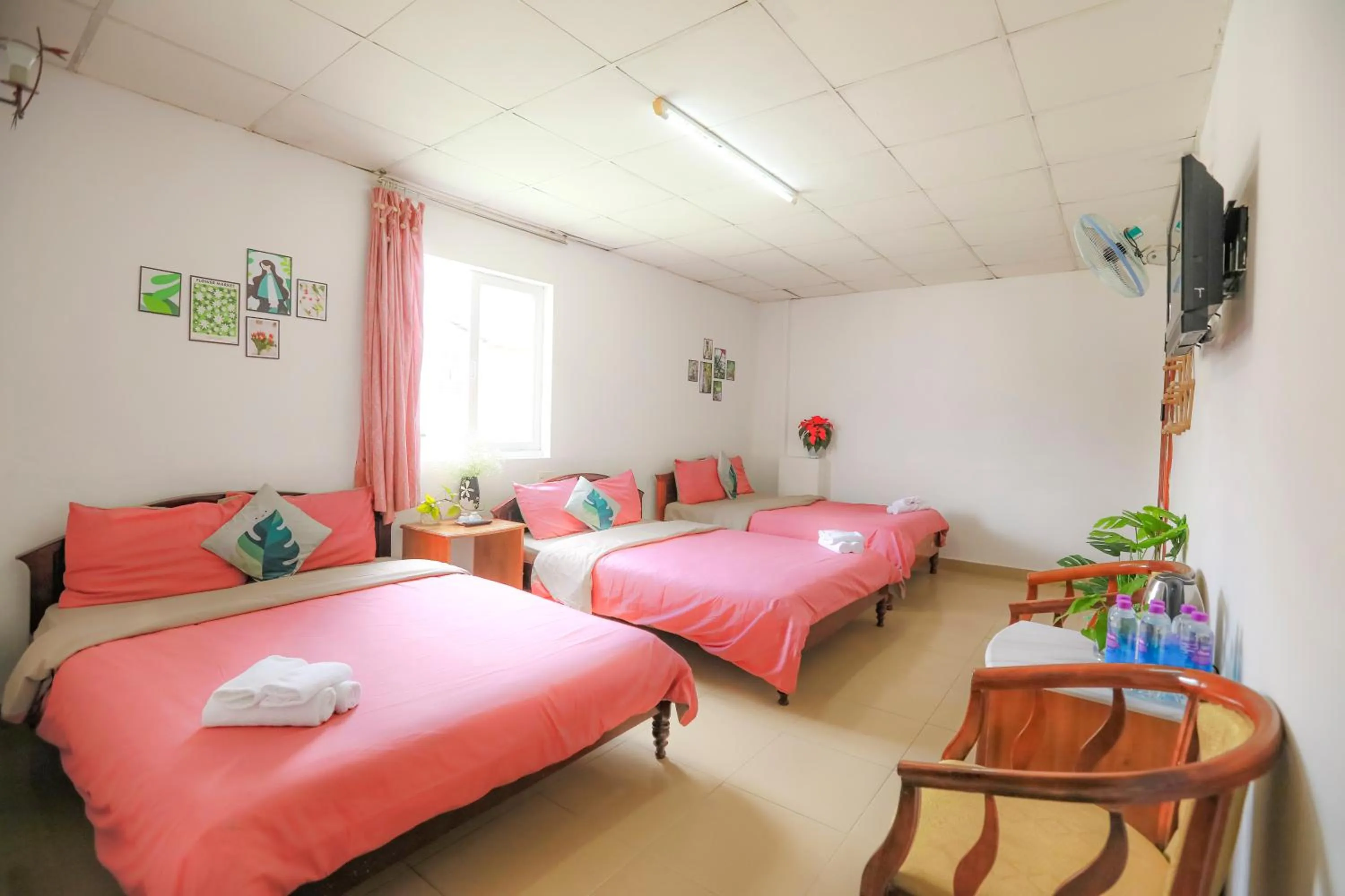 Bedroom, Bed in Pearl Wealth Dalat Hotel