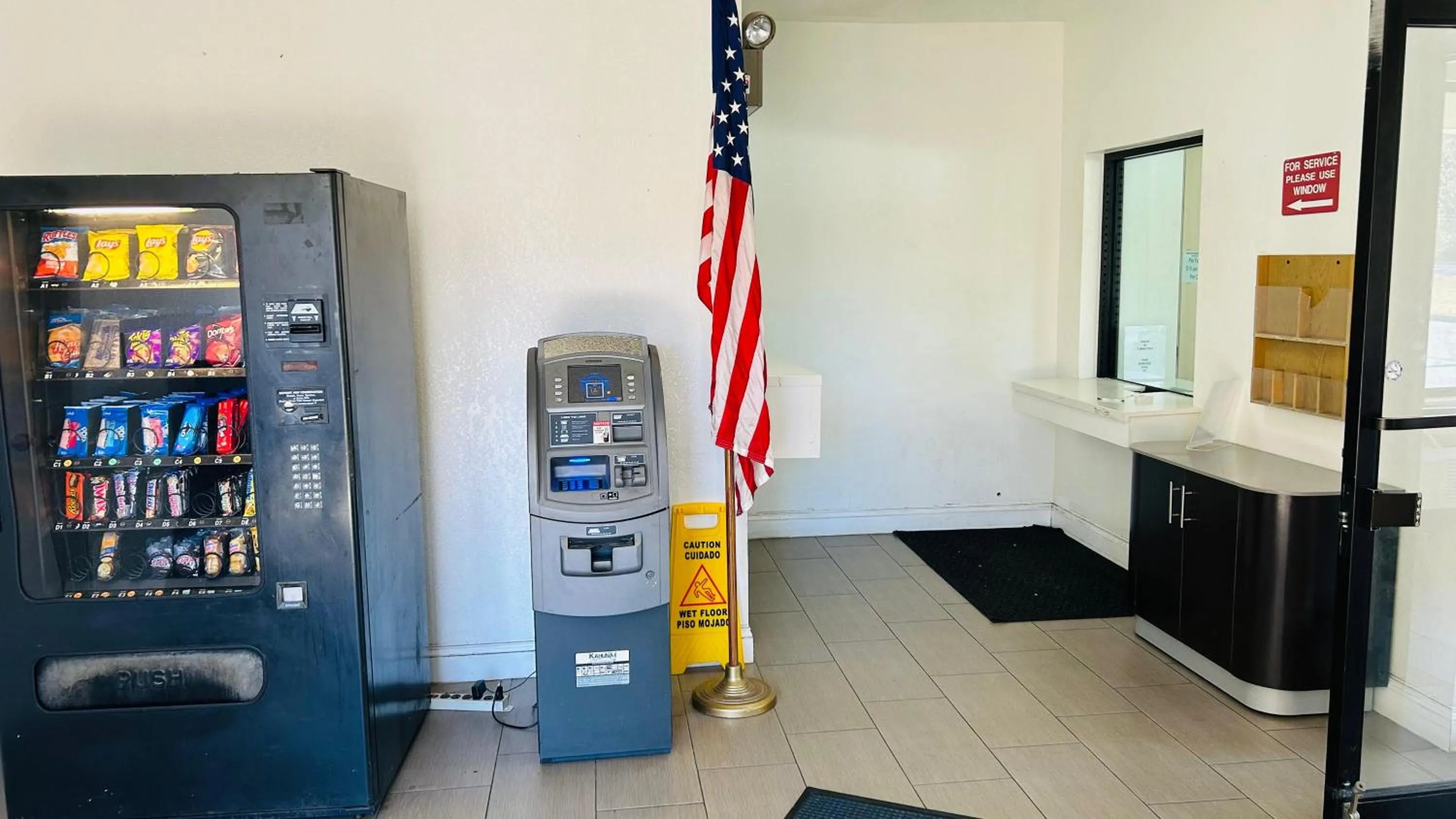 Lobby or reception in Super 7 Inn Tupelo