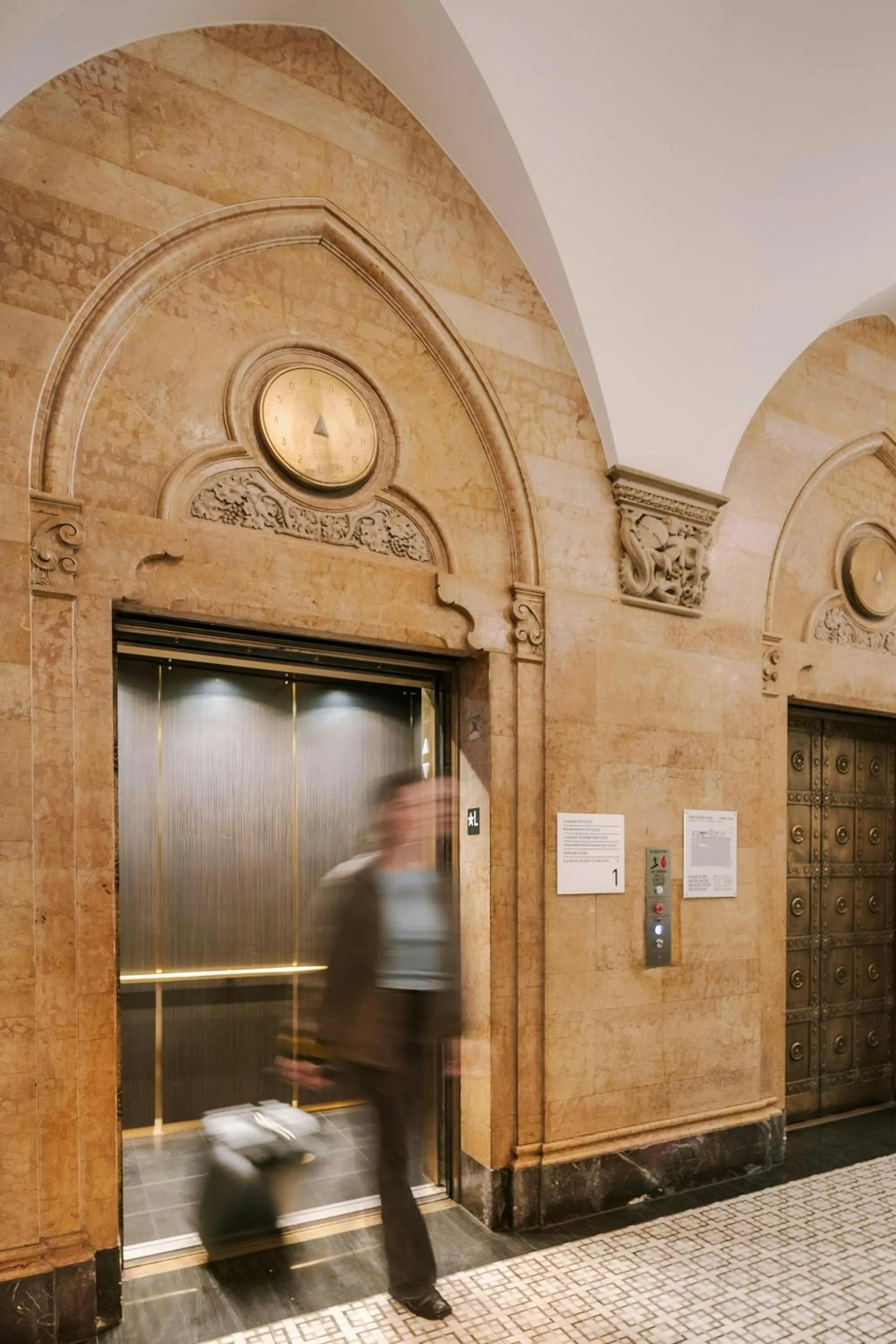 Lobby or reception in Sonder by Marriott Bonvoy The Winfield Apartments Downtown LA