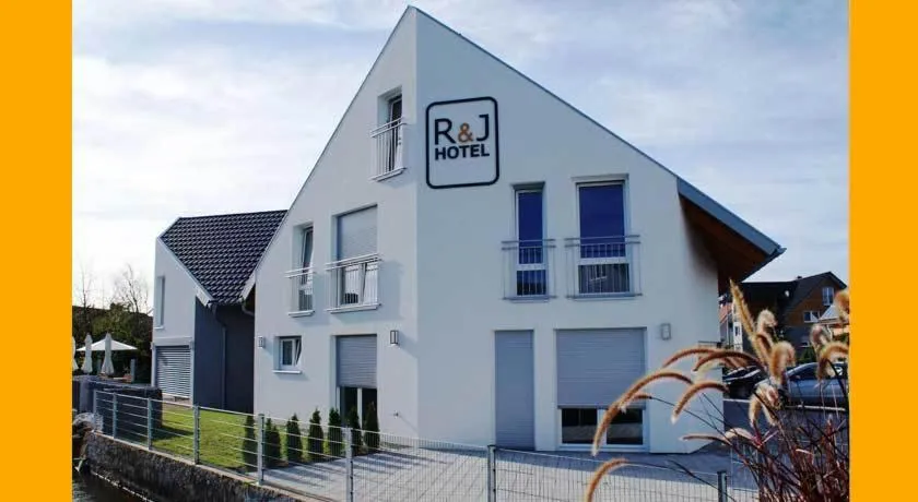 Property building in R & J Hotel