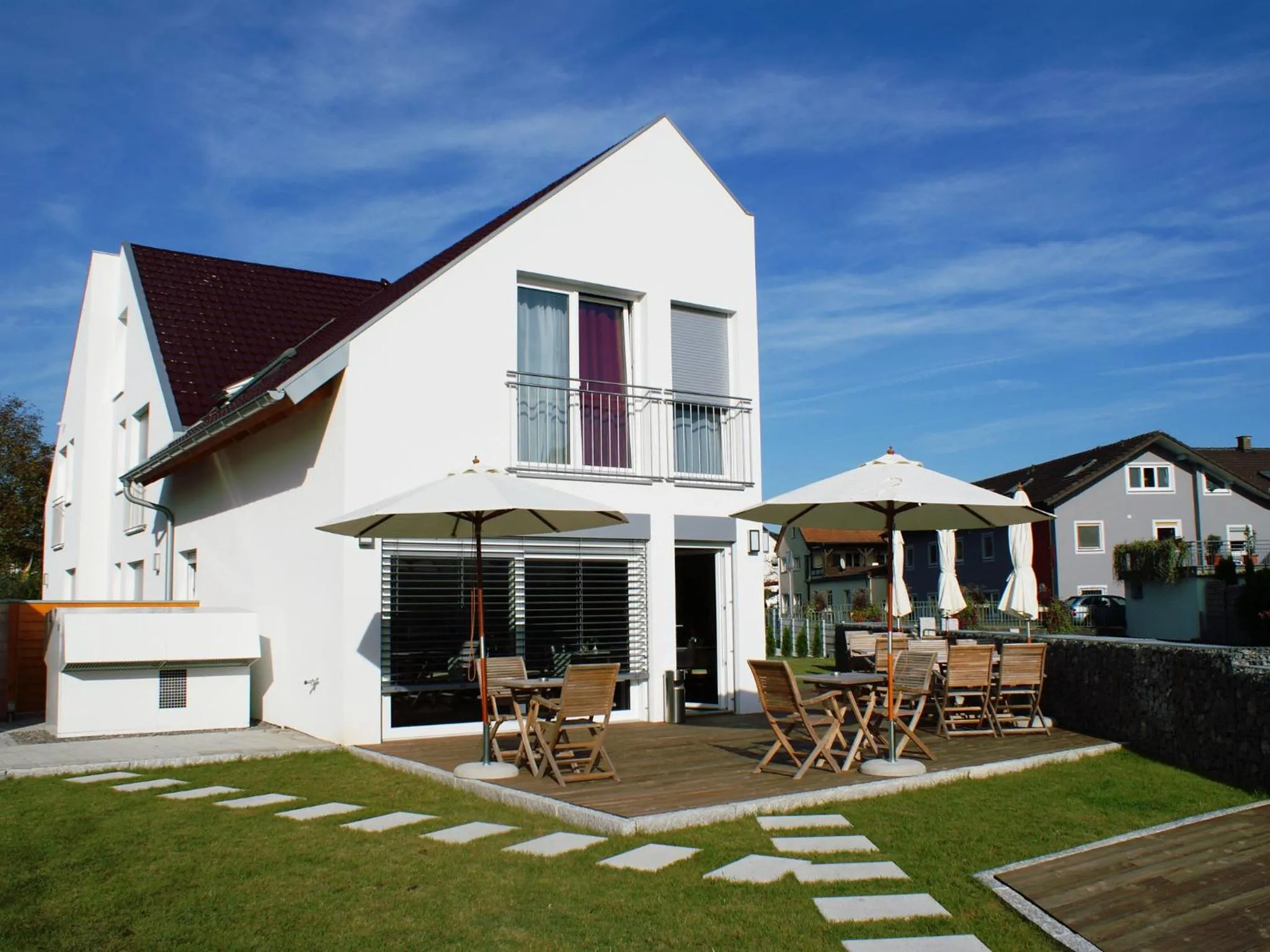 Property building in R & J Hotel