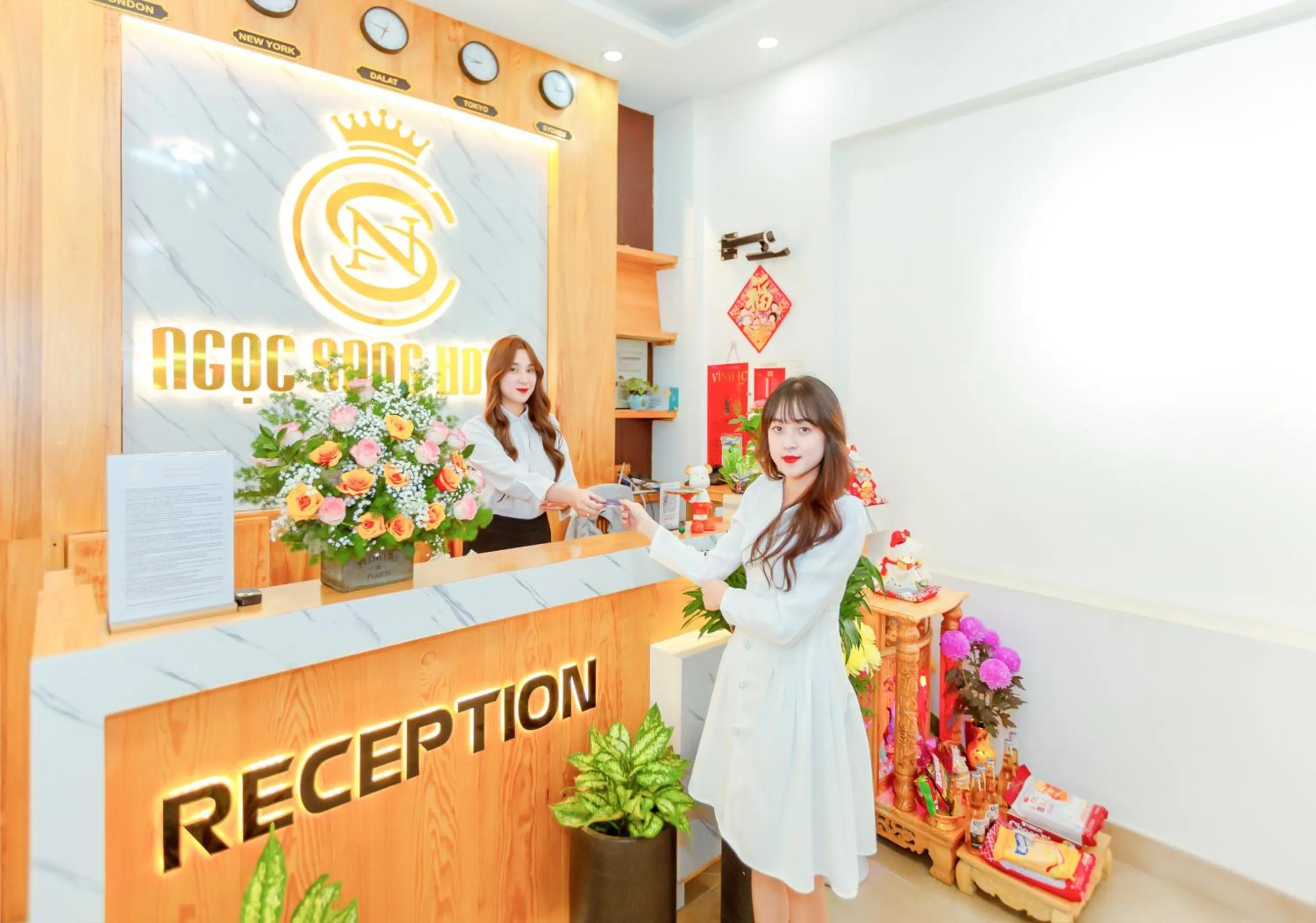 Staff in Ngọc Sang 1 Hotel