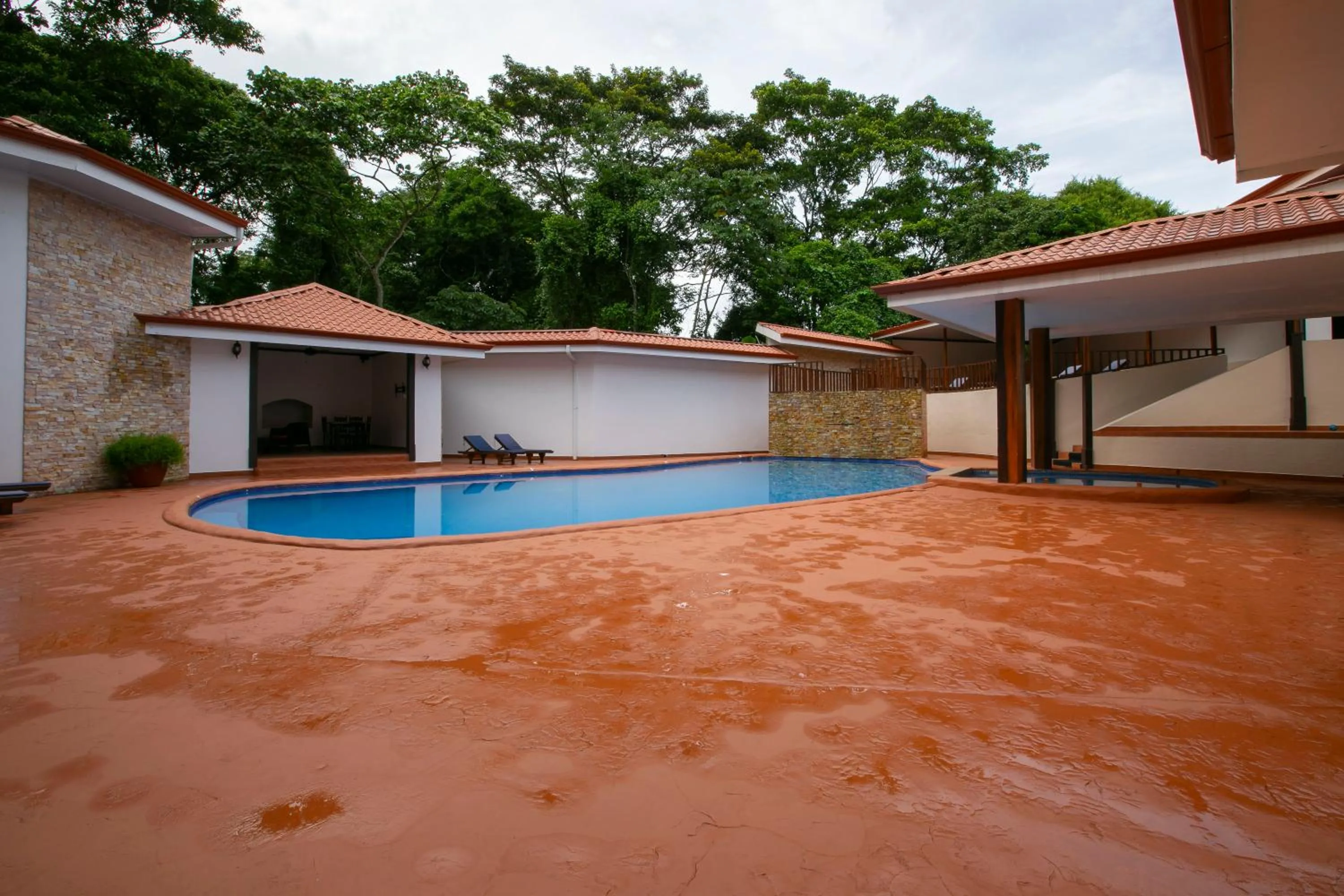 Swimming pool in Serenity Hotel & Villas