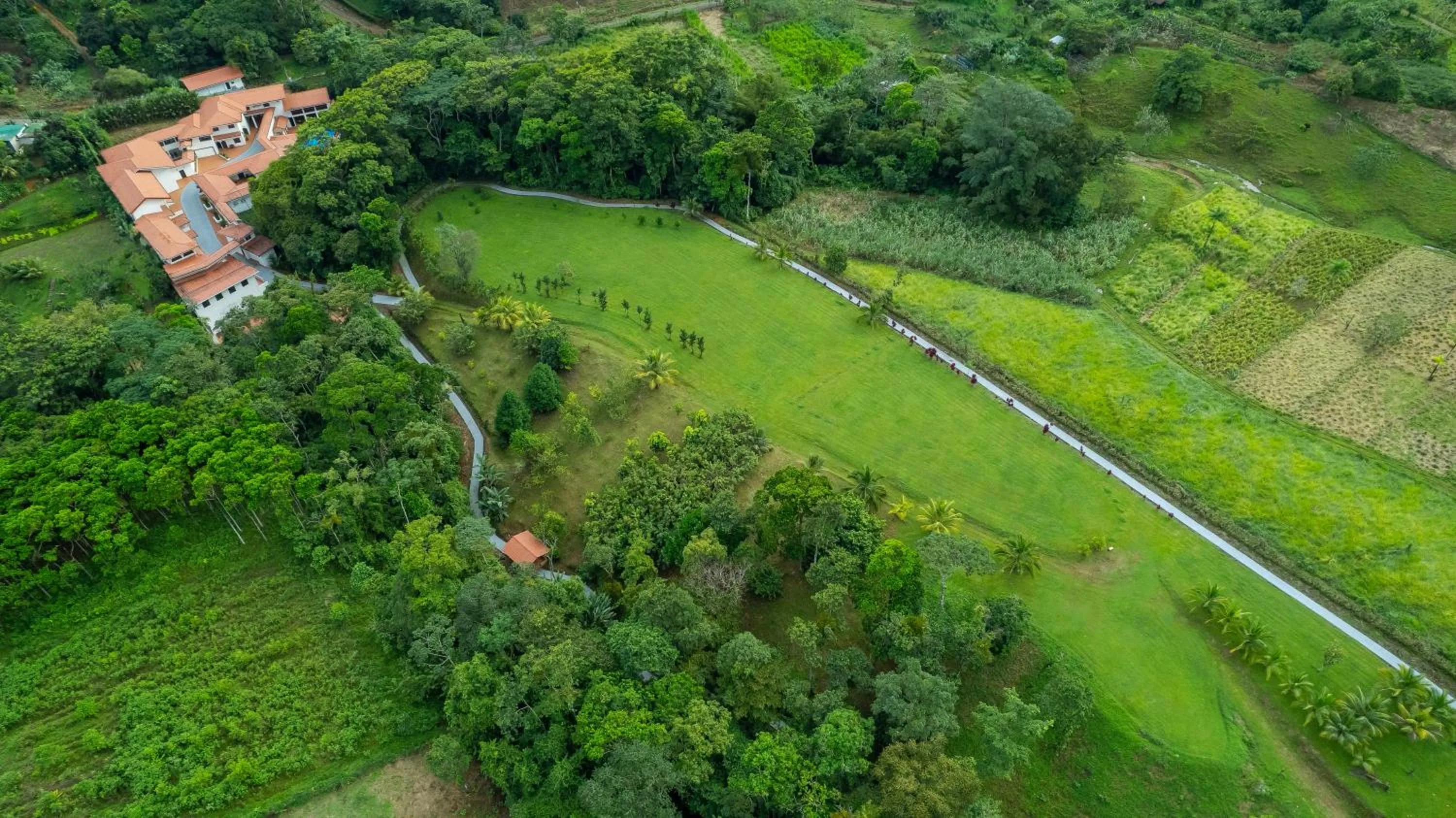 Garden in Serenity Hotel & Villas
