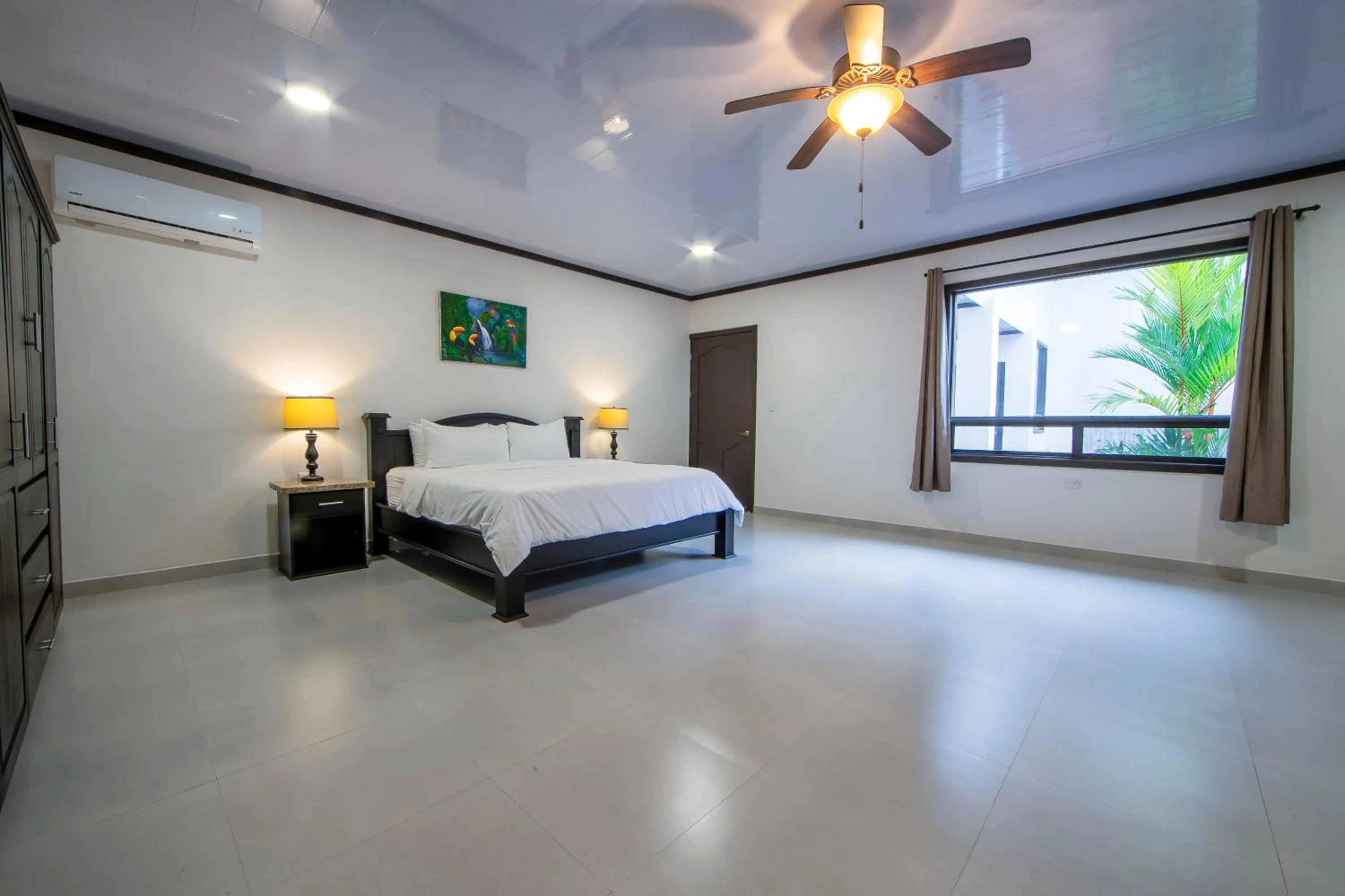 Bed in Serenity Hotel & Villas