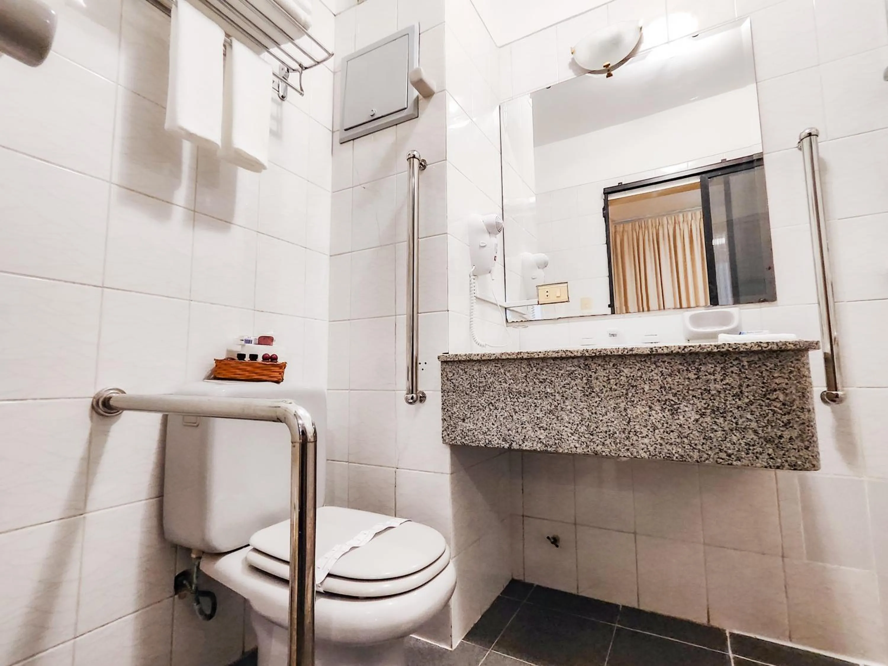 Bathroom in Lido Hotel