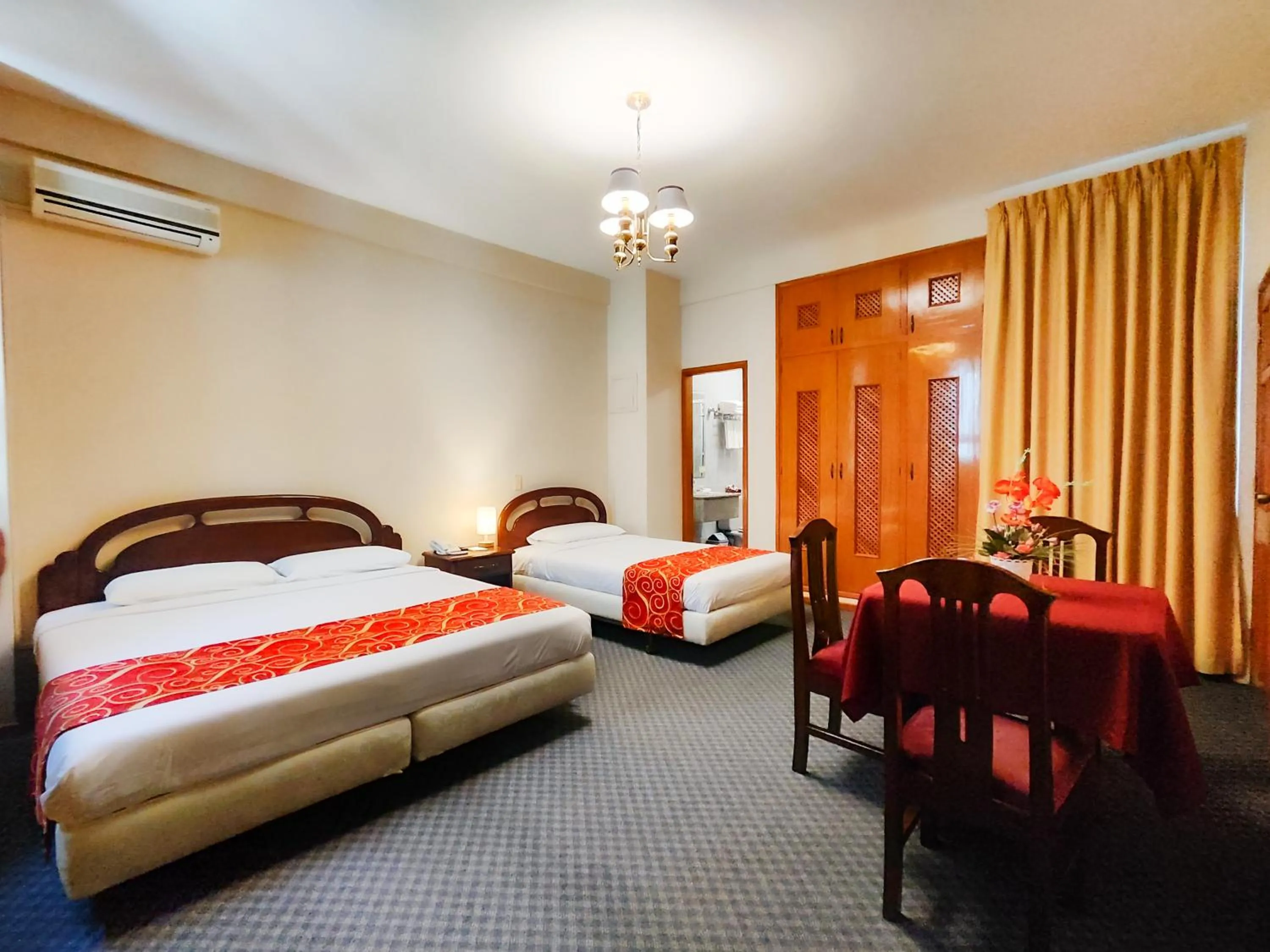 Bedroom, Bed in Lido Hotel