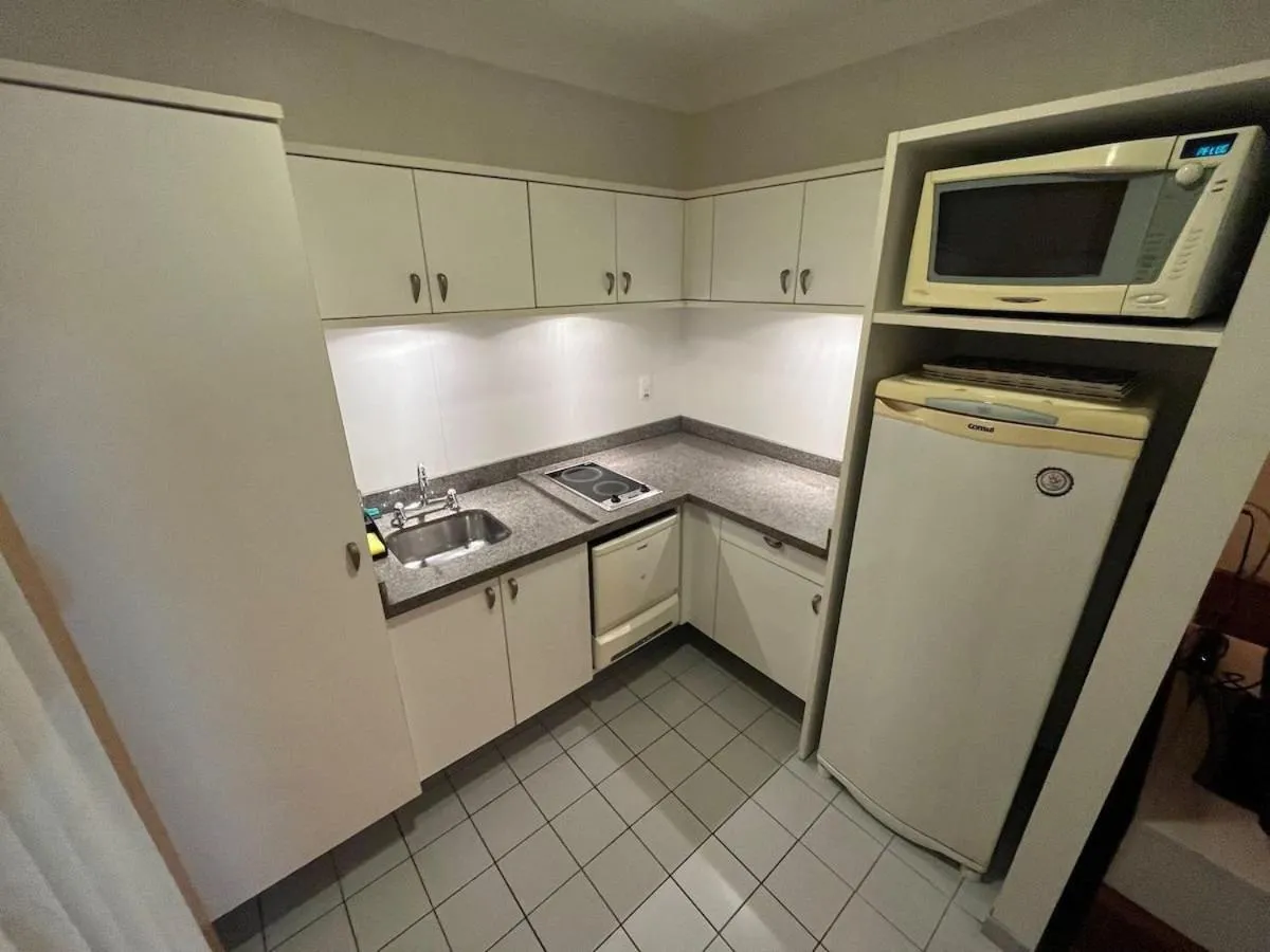 Kitchen or kitchenette in LFlats no Hotel Aeroporto Congonhas