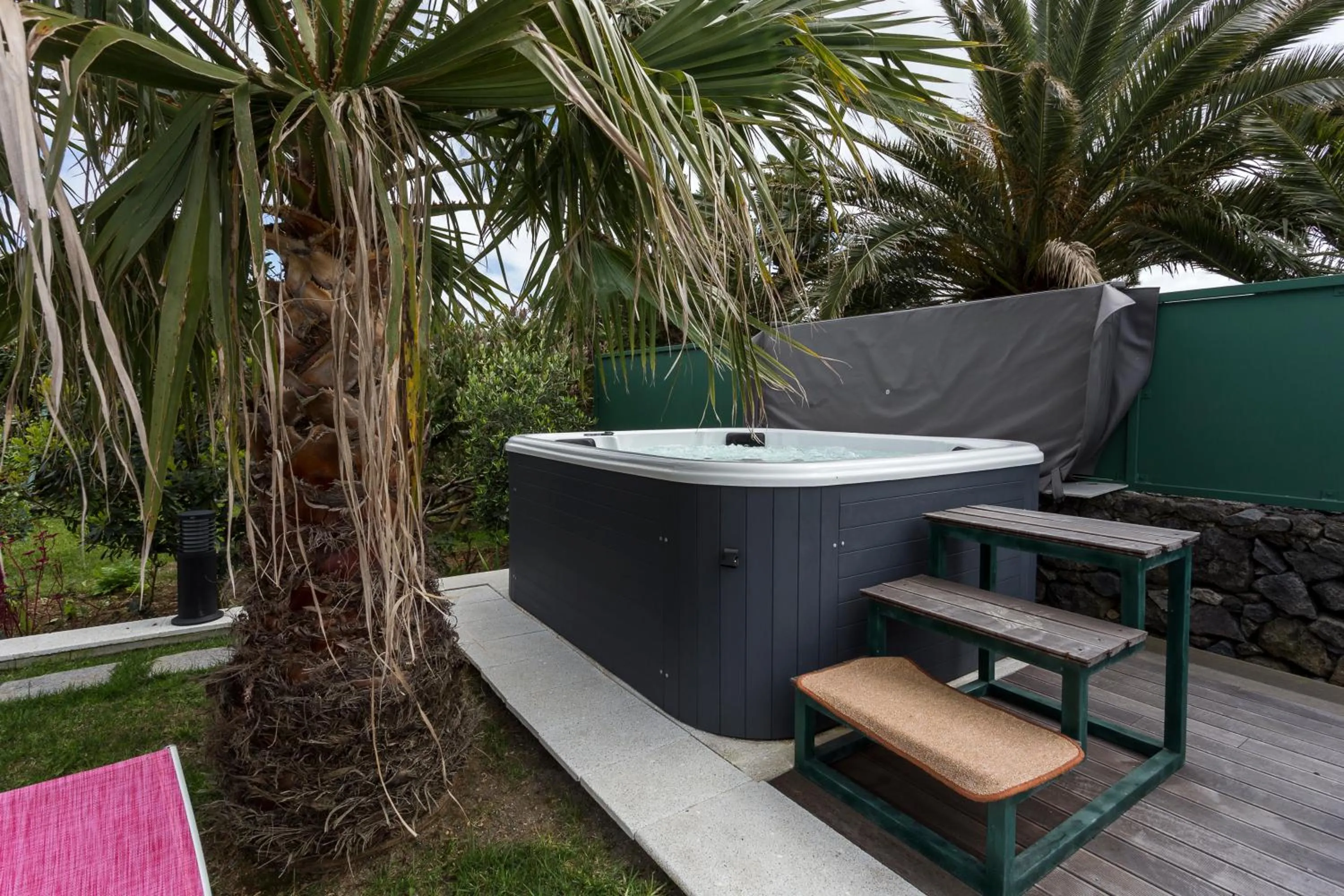 Hot Tub in Quinta de Santa Bárbara Casas Turisticas