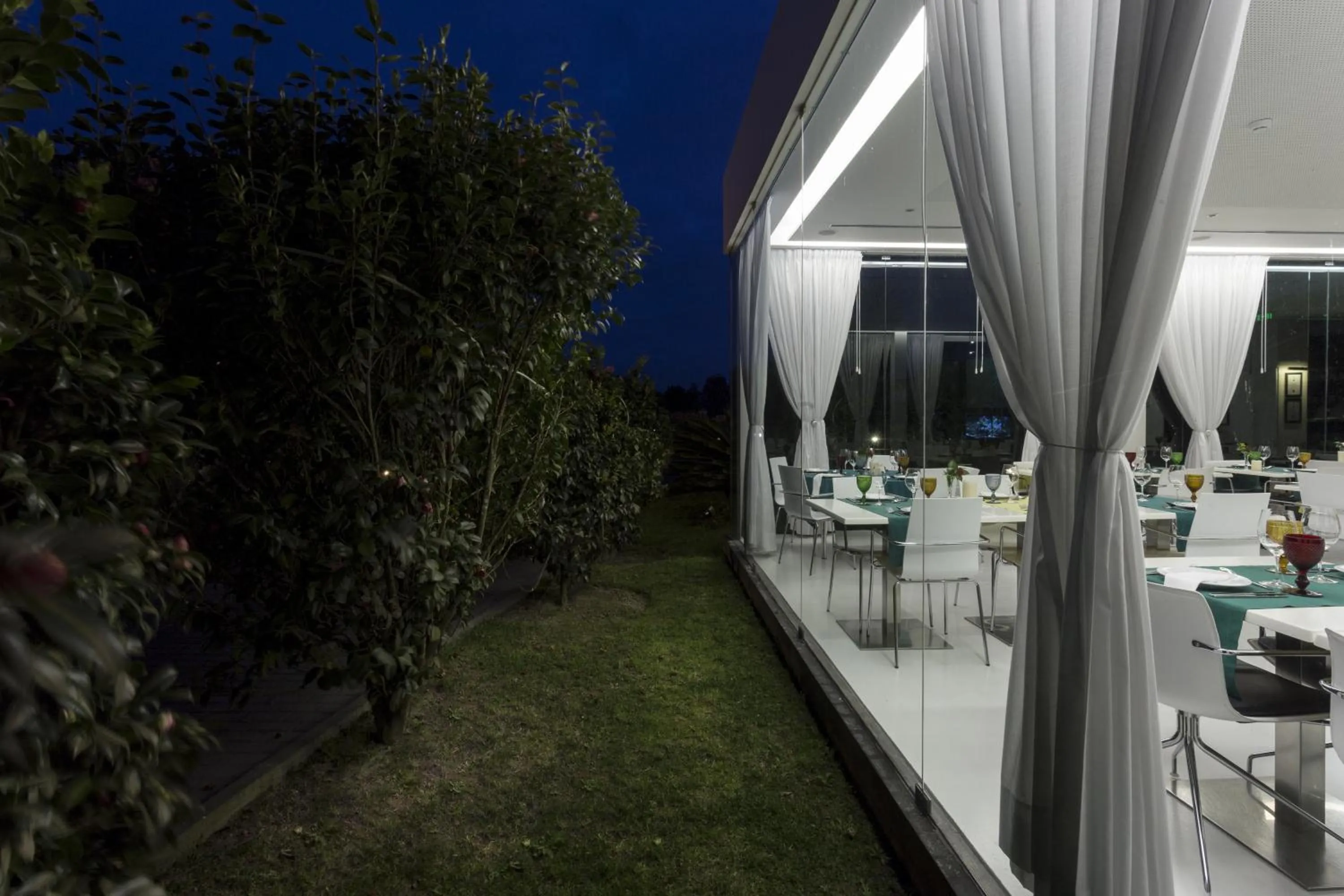 Restaurant/places to eat in Quinta de Santa Bárbara Casas Turisticas