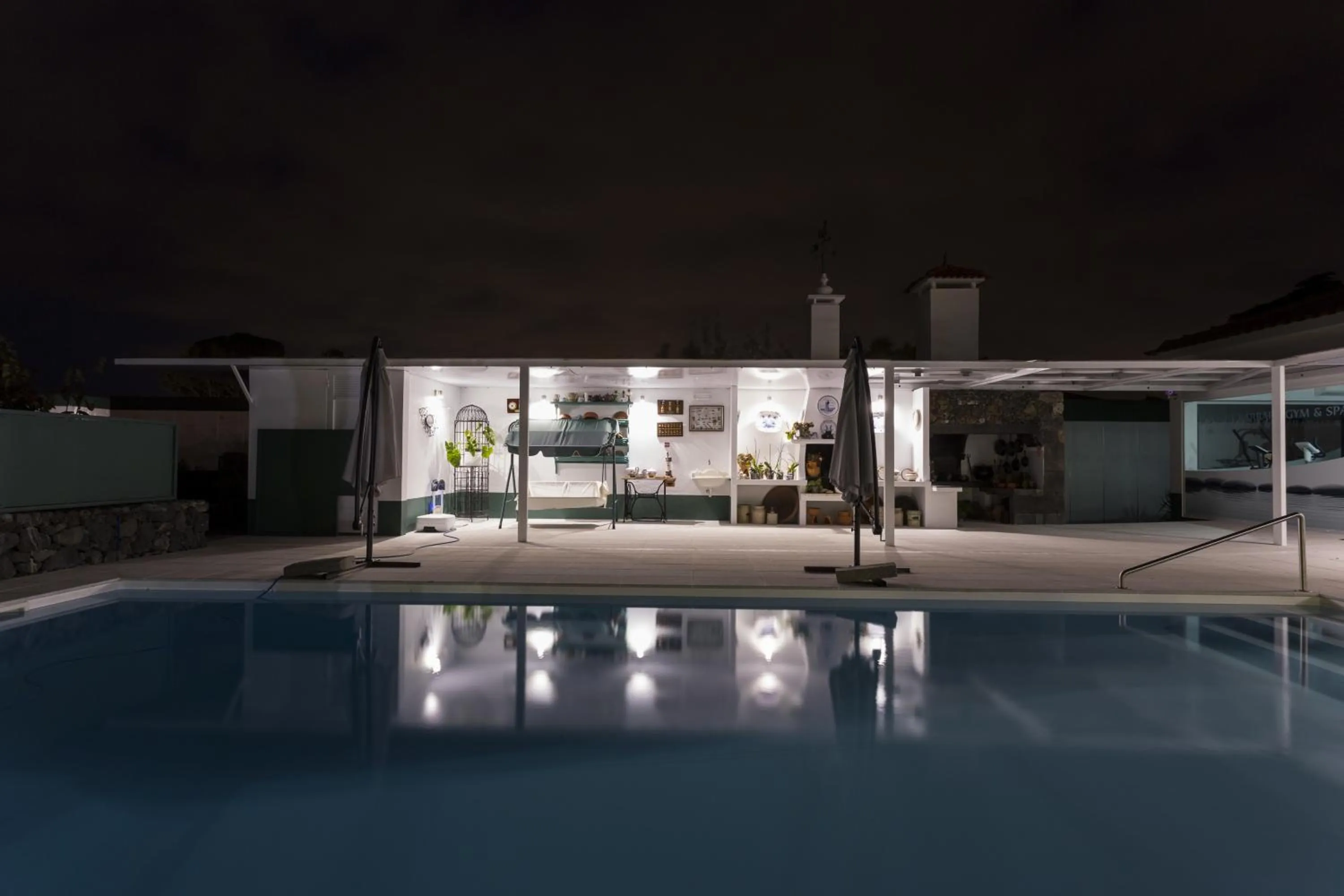 Night in Quinta de Santa Bárbara Casas Turisticas