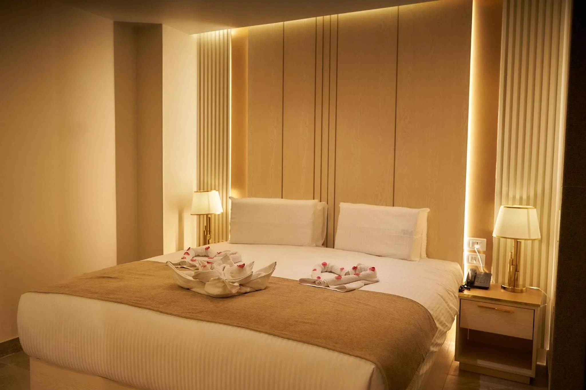 Bed in Gold's Pyramids Hotel