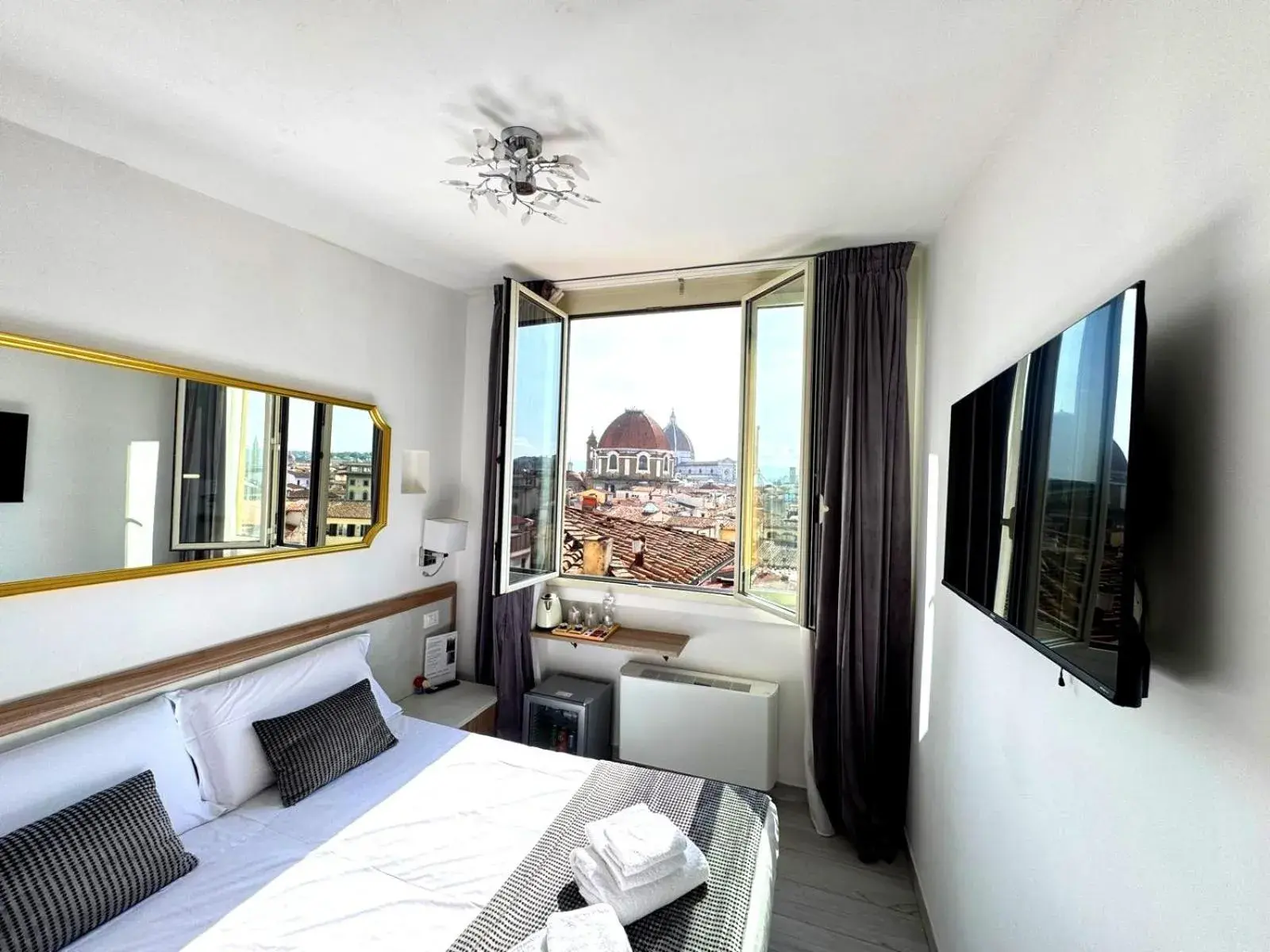 Superior Queen Room in Affittacamere Sunset House Superior Queen Room in Affittacamere Sunset House