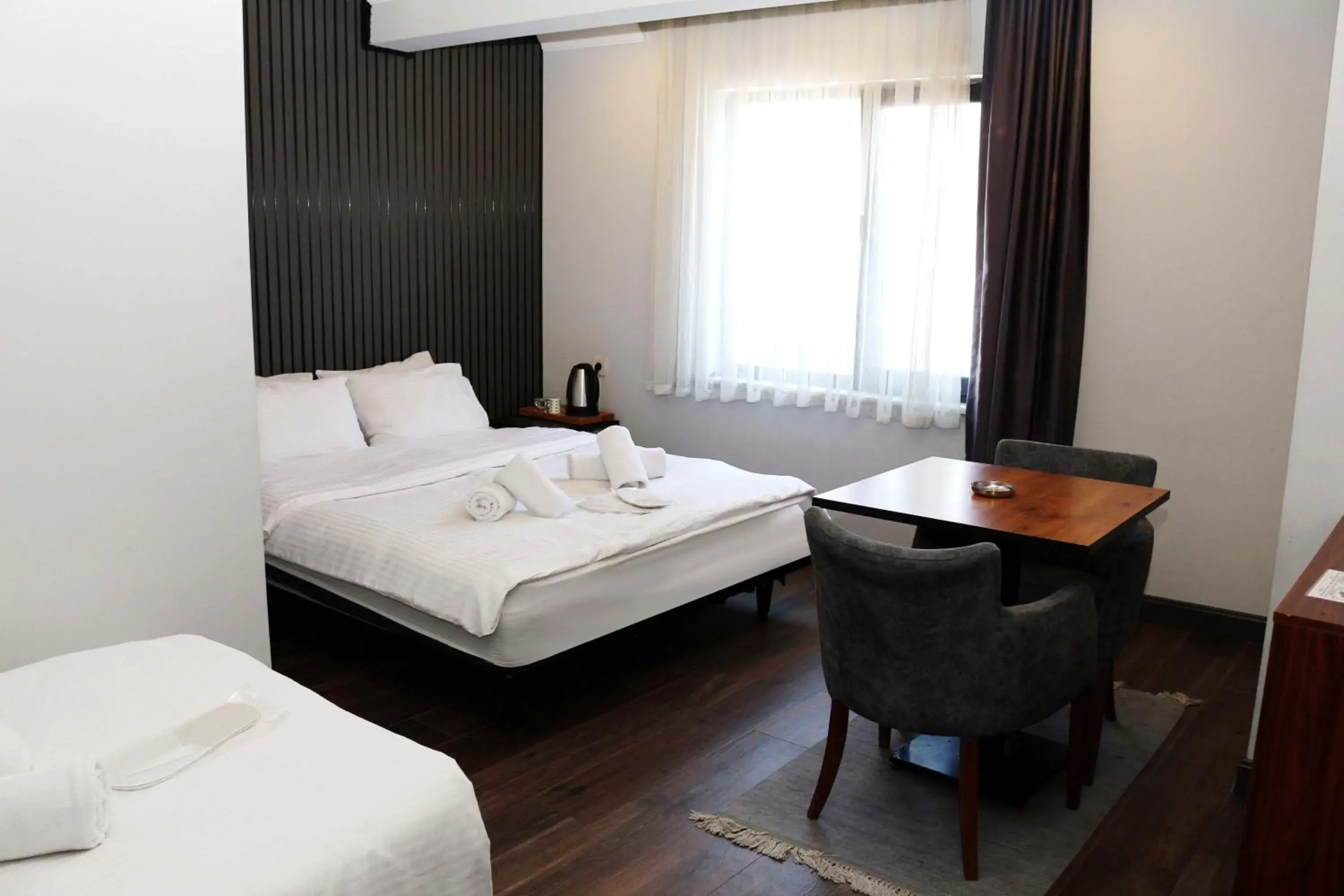 Standard Triple Room in Avist Hotel Avcılar Standard Triple Room in Avist Hotel Avcılar