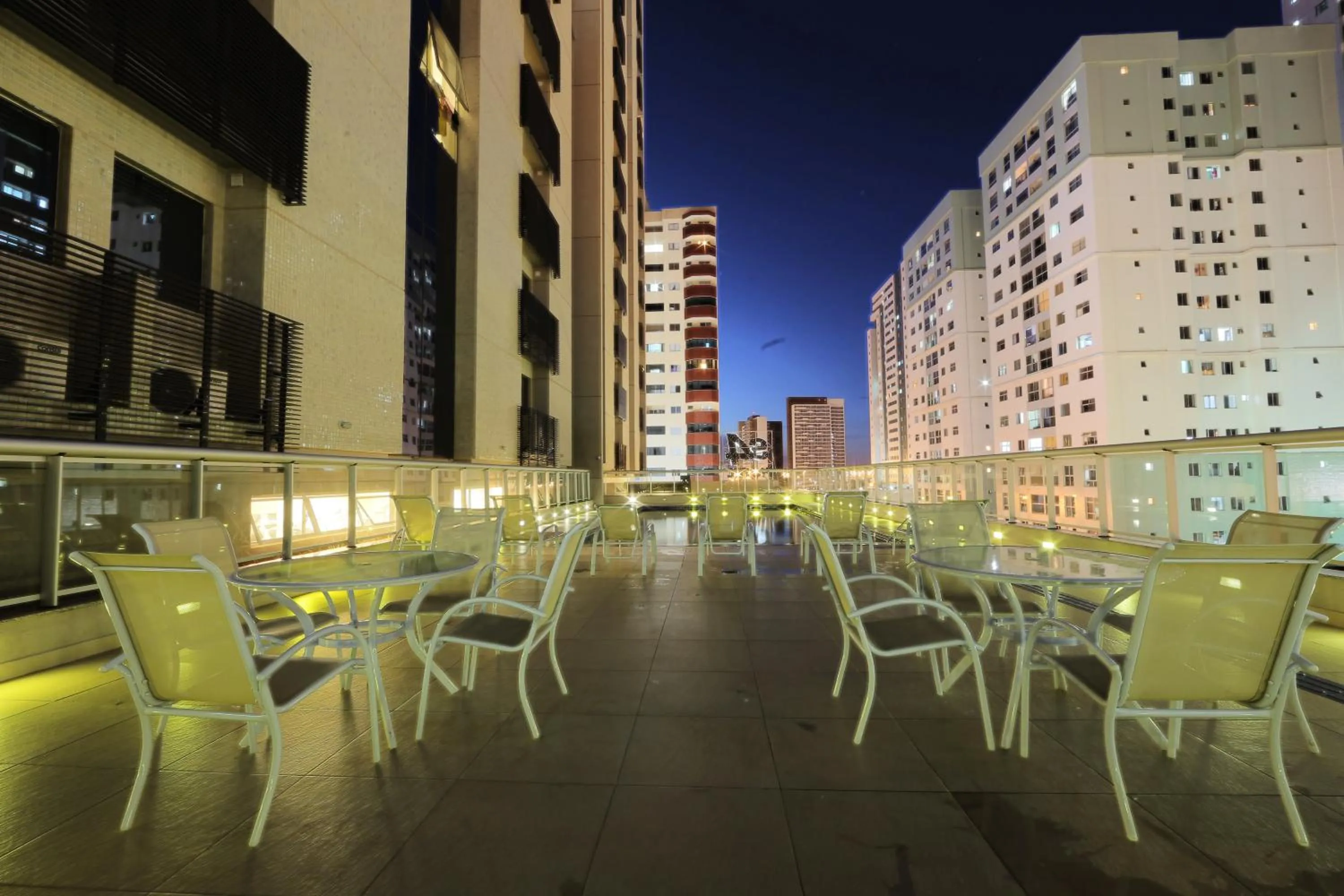 Swimming pool in S4 Hotel Águas Claras