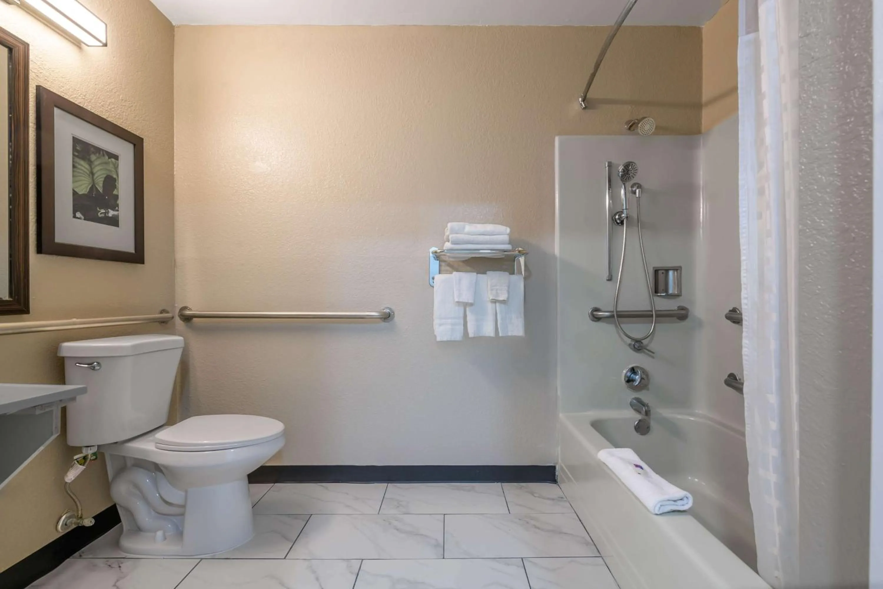 Bathroom in Studio 6 Columbus GA Columbus Airport