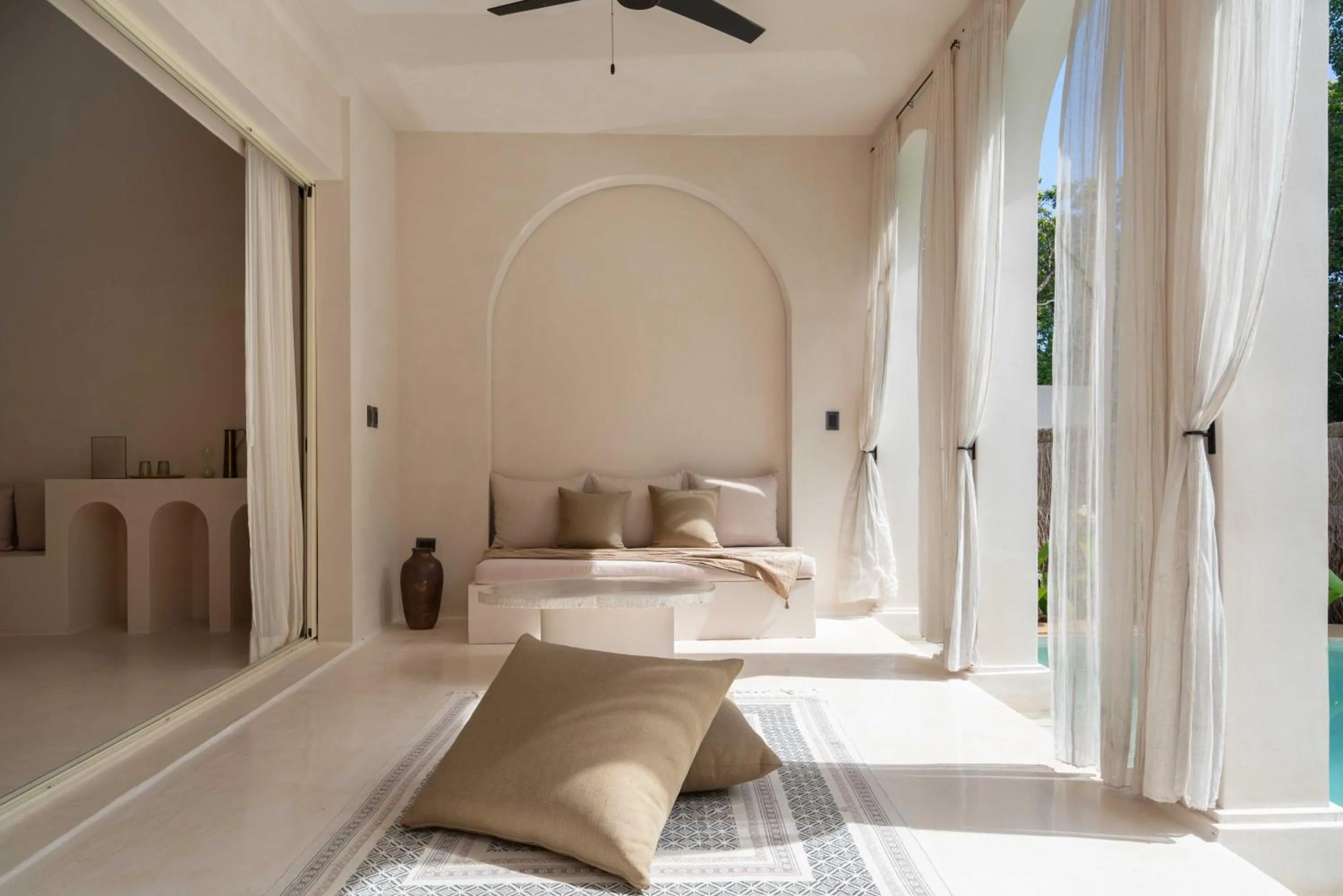 Bed in Anat Tantric Boutique Hotel