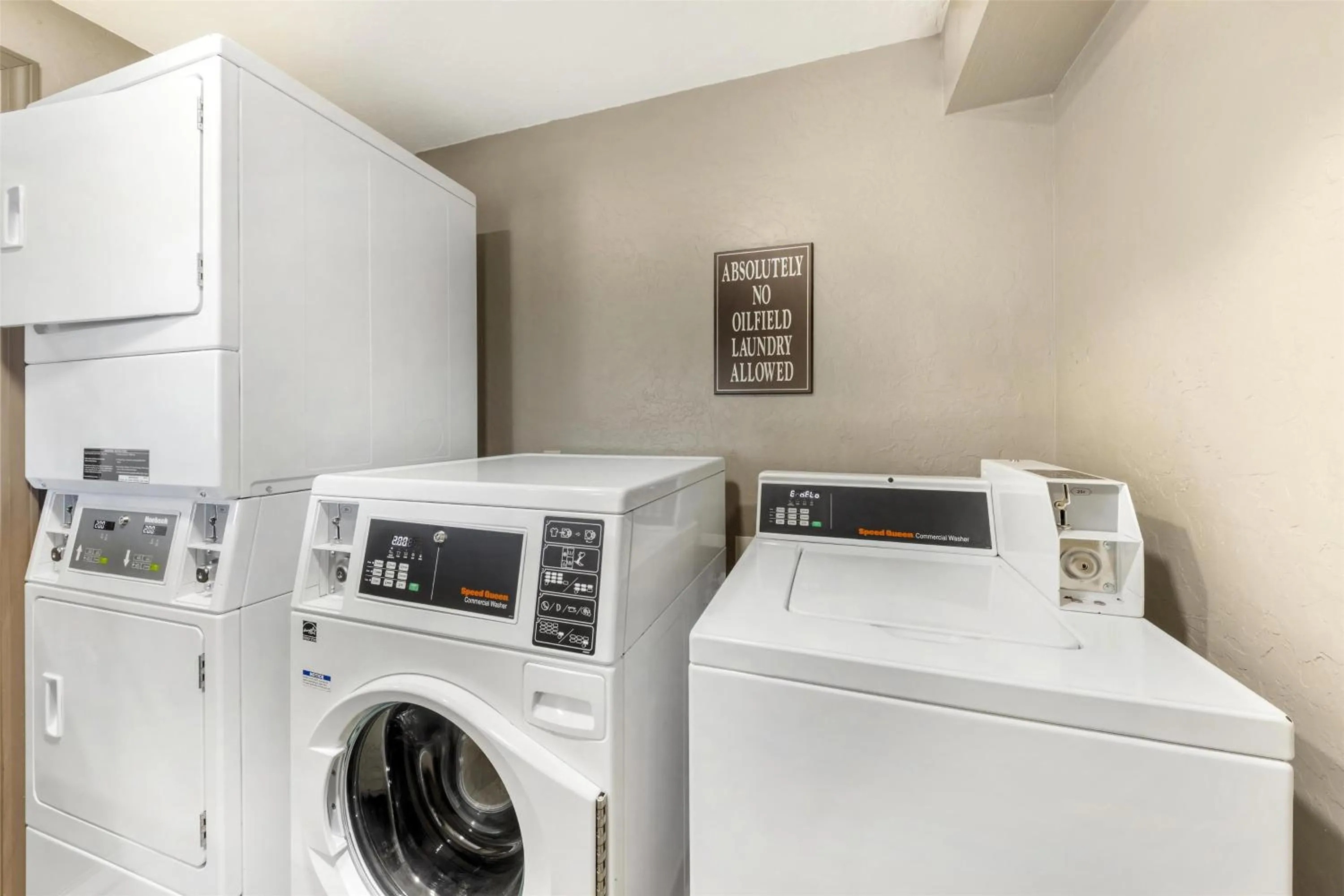 Property building in Best Western Plus Weatherford