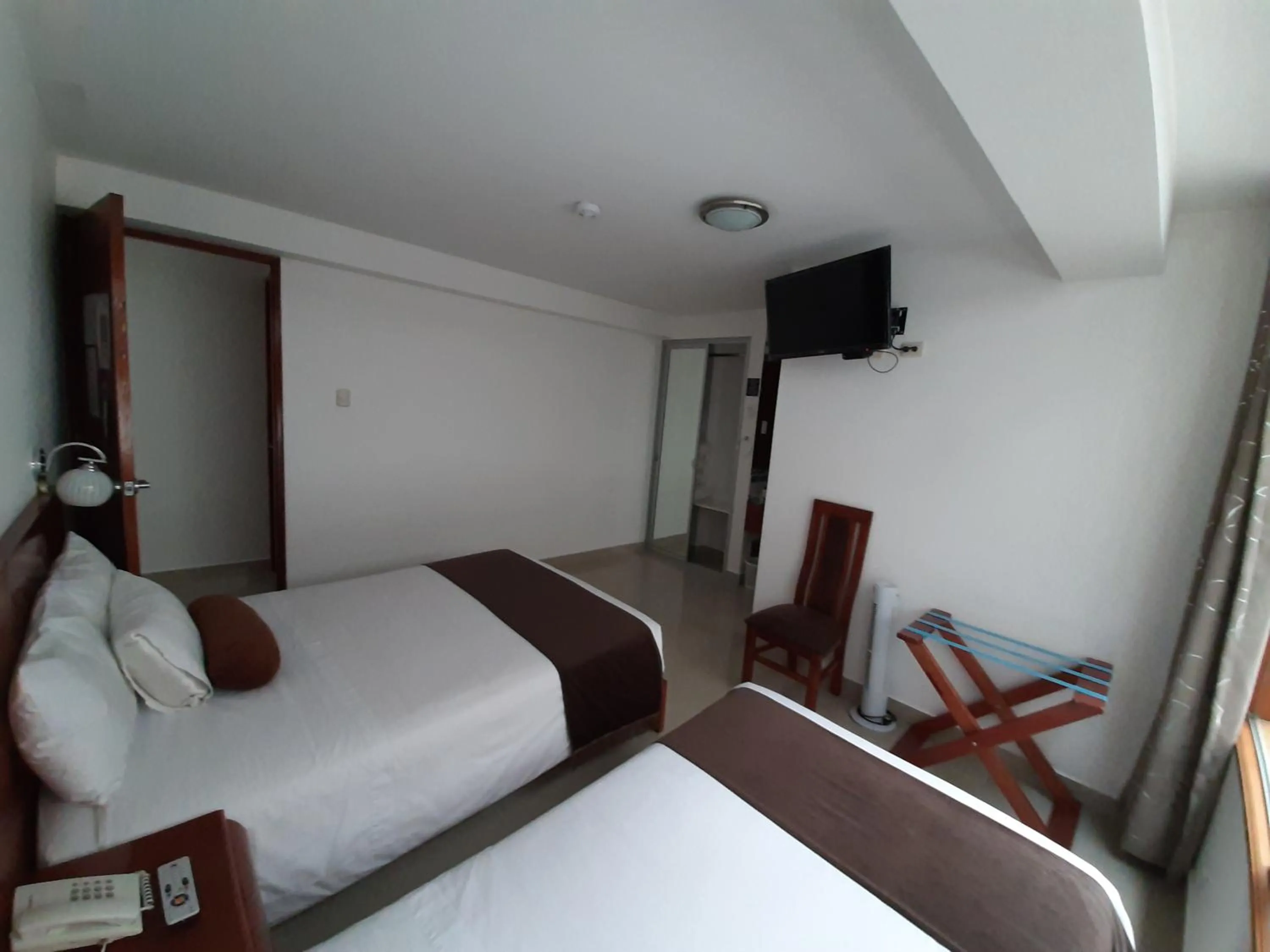 Photo of the whole room, Bed in Flower's House MachuPicchu