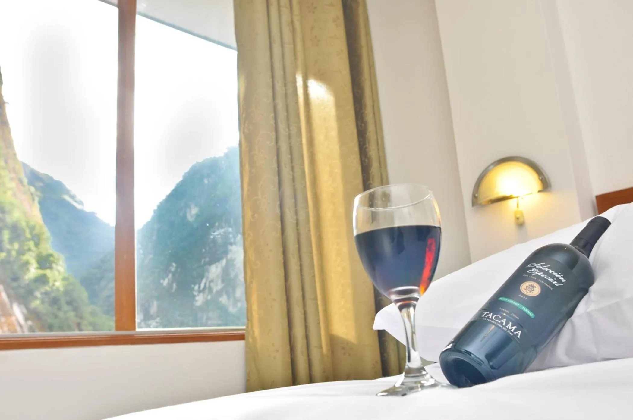 Mountain view in Flower's House MachuPicchu