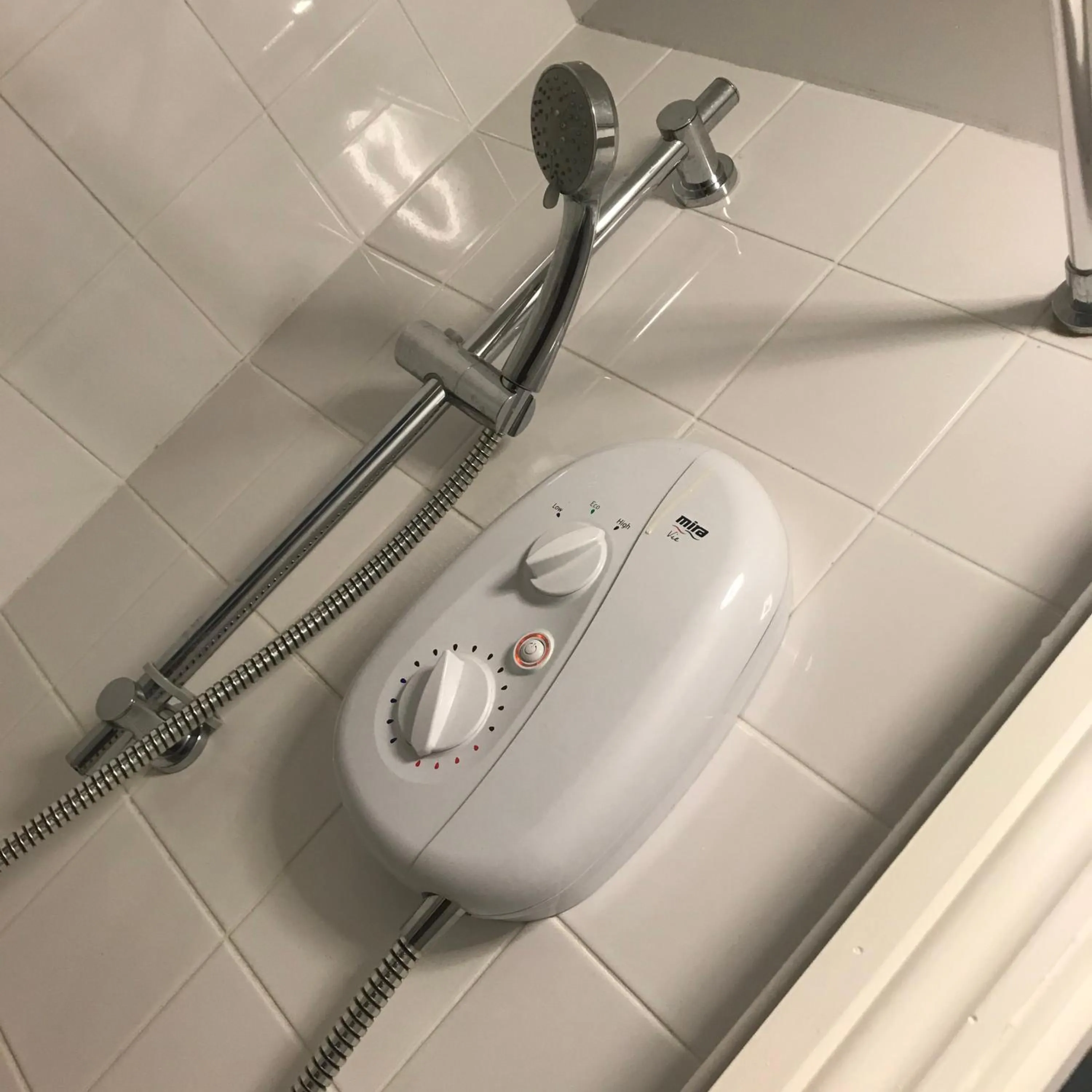 Shower in Newcastle House Rothbury