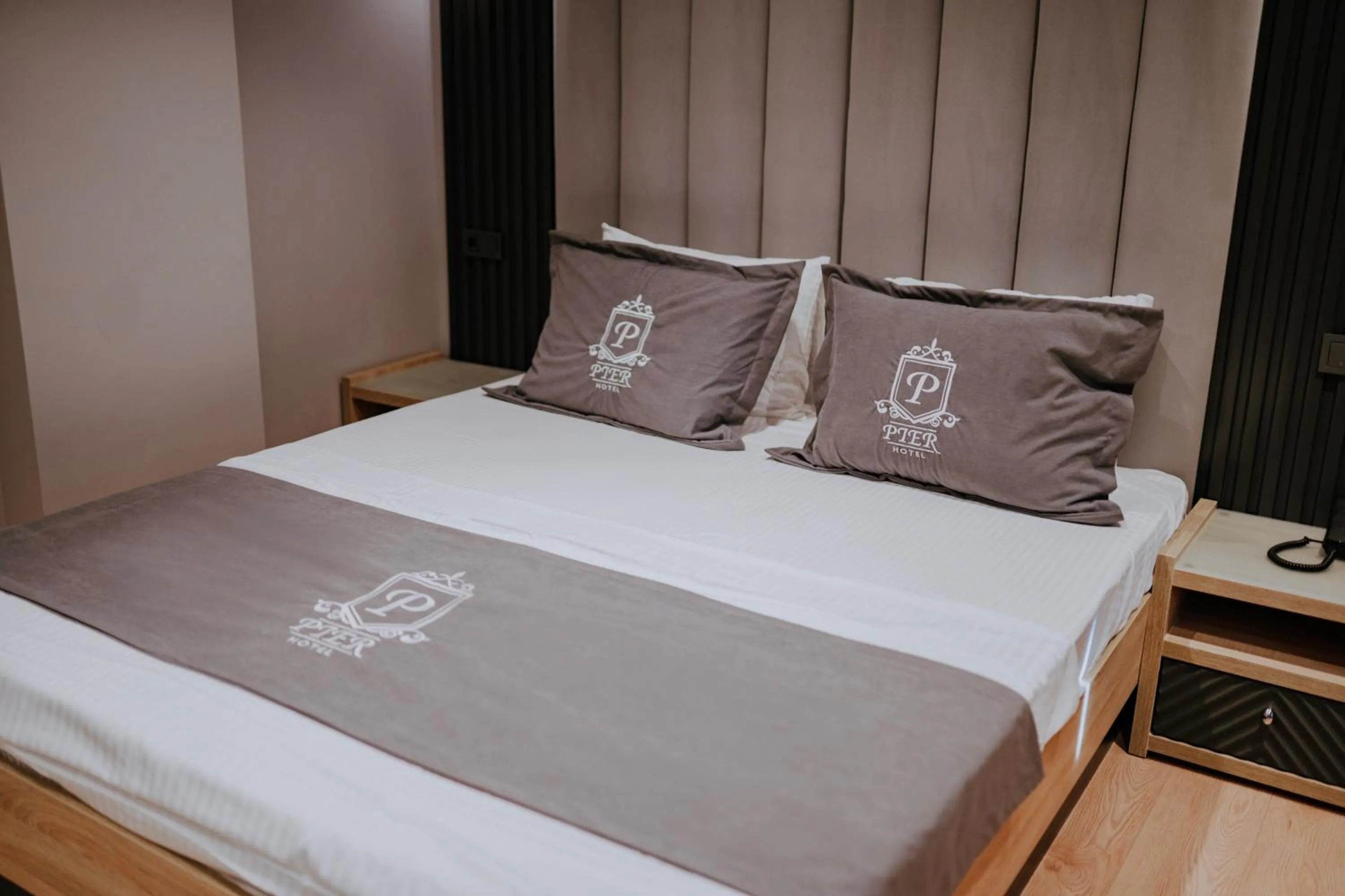 Photo of the whole room in Pier Hotel