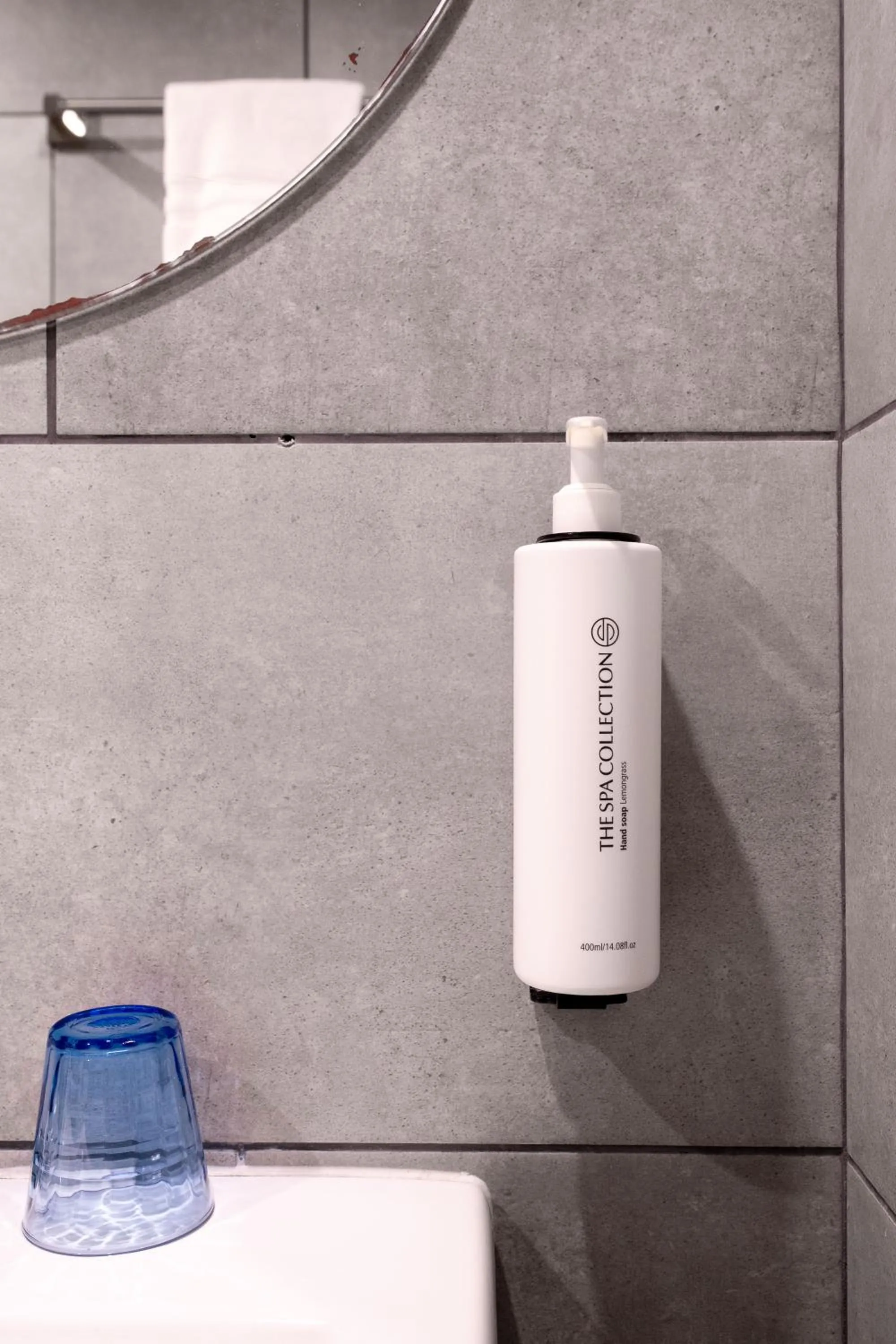 Bathroom in Martini Hotel