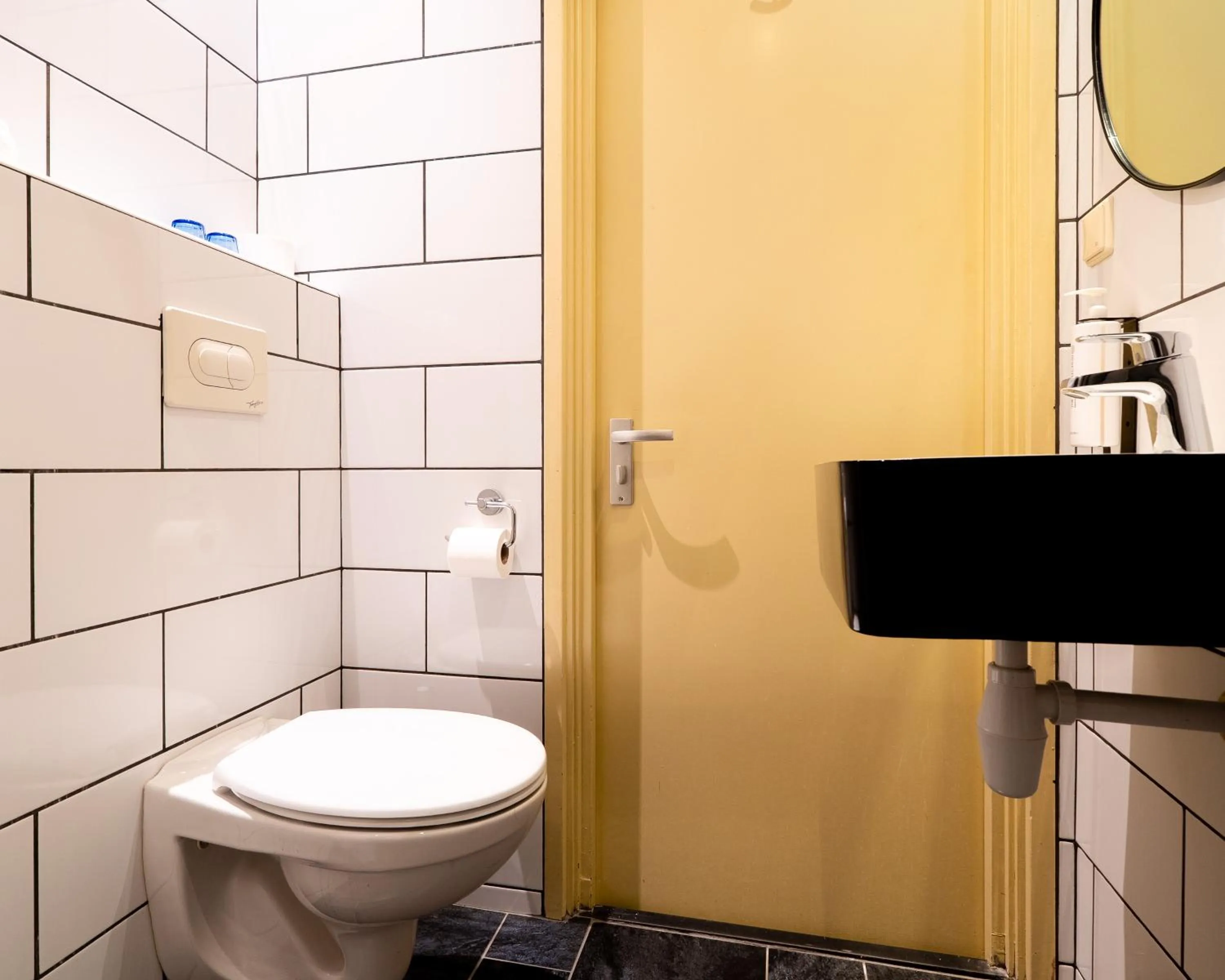 Bathroom in Martini Hotel