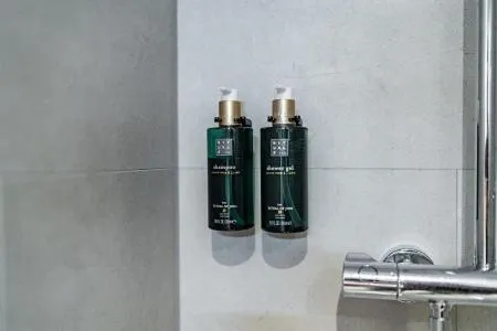 Shower in Martini Hotel