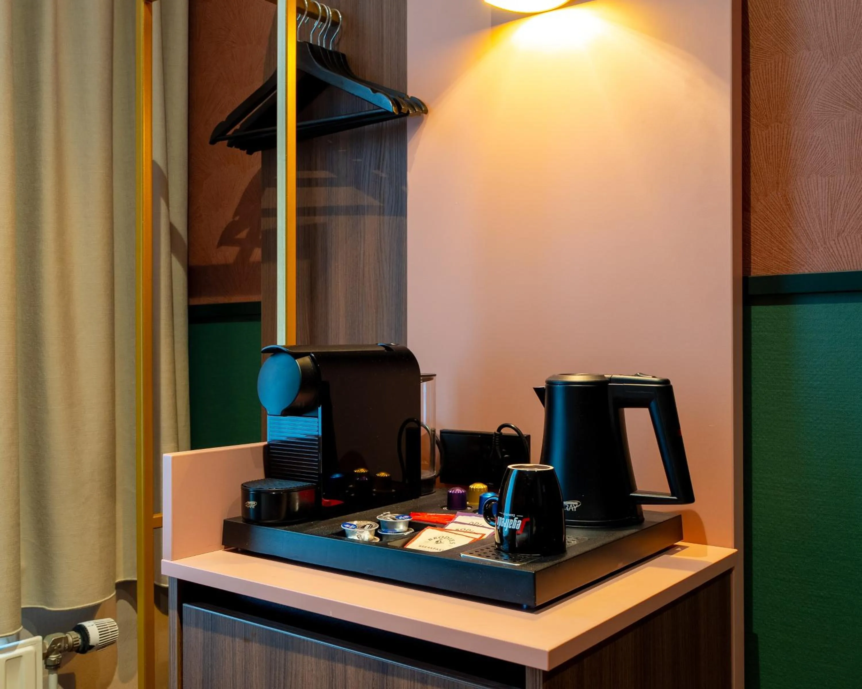 Coffee/tea facilities in Martini Hotel