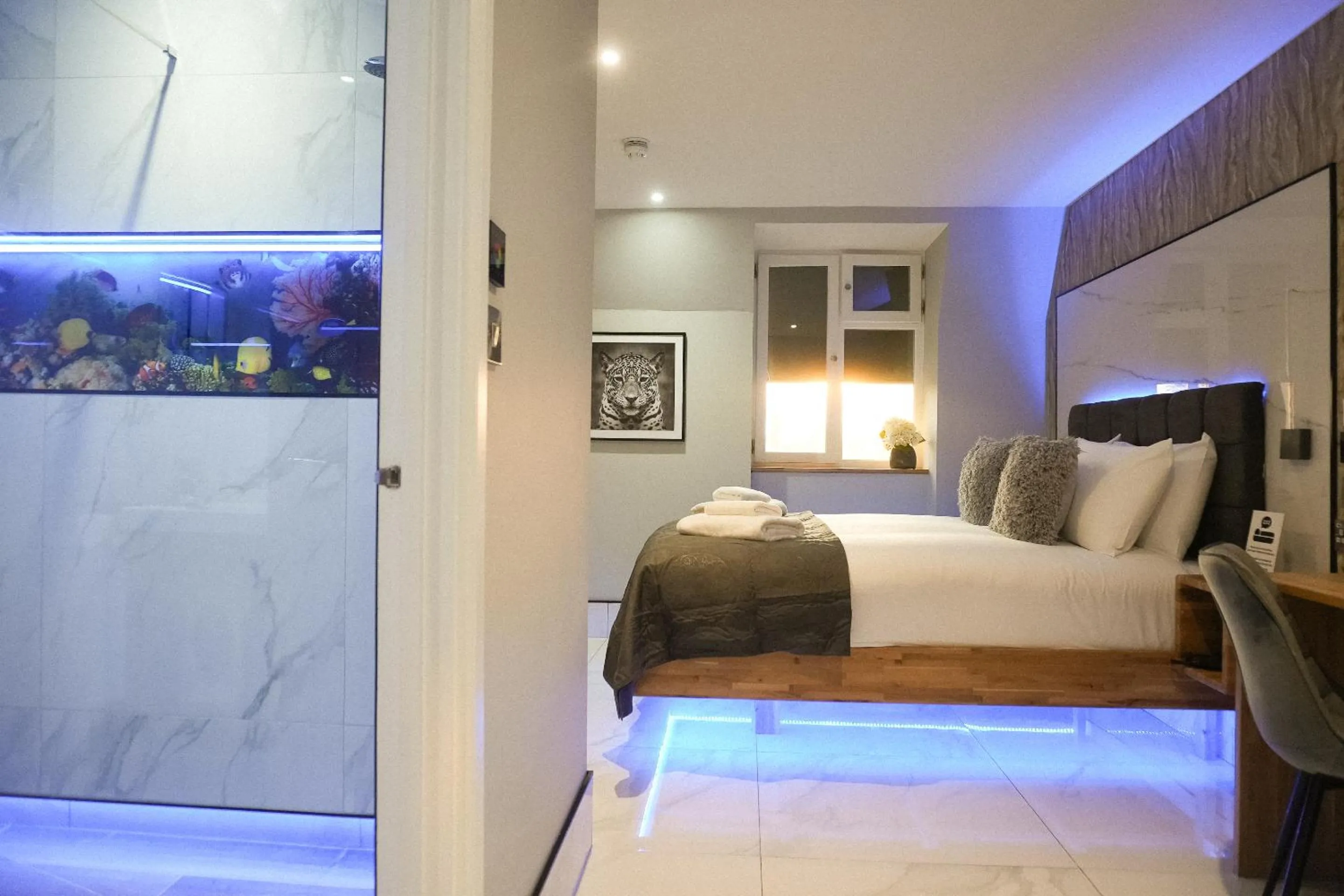 Bedroom, Bed in The Arundell Hotel