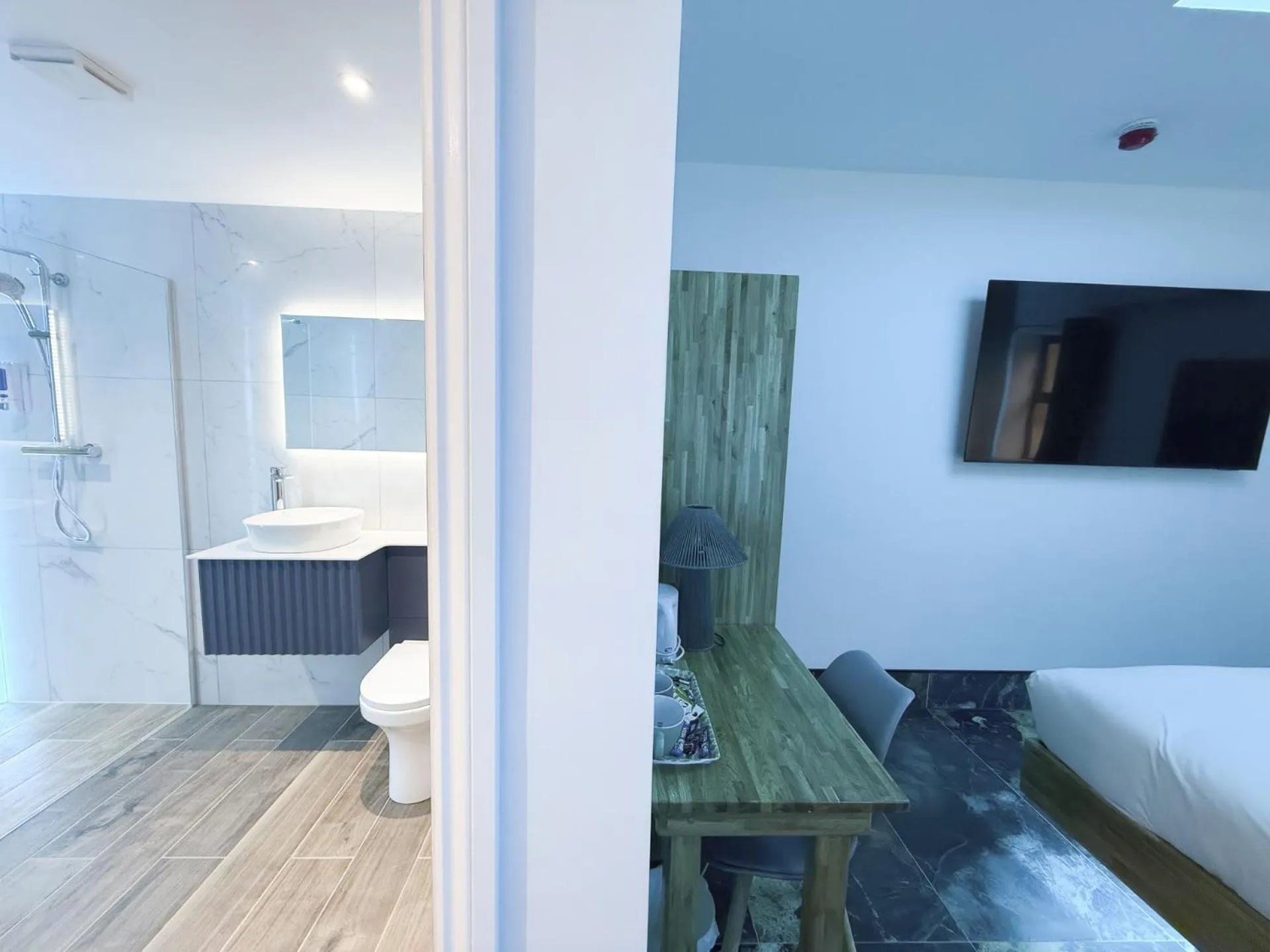 Bathroom in The Arundell Hotel