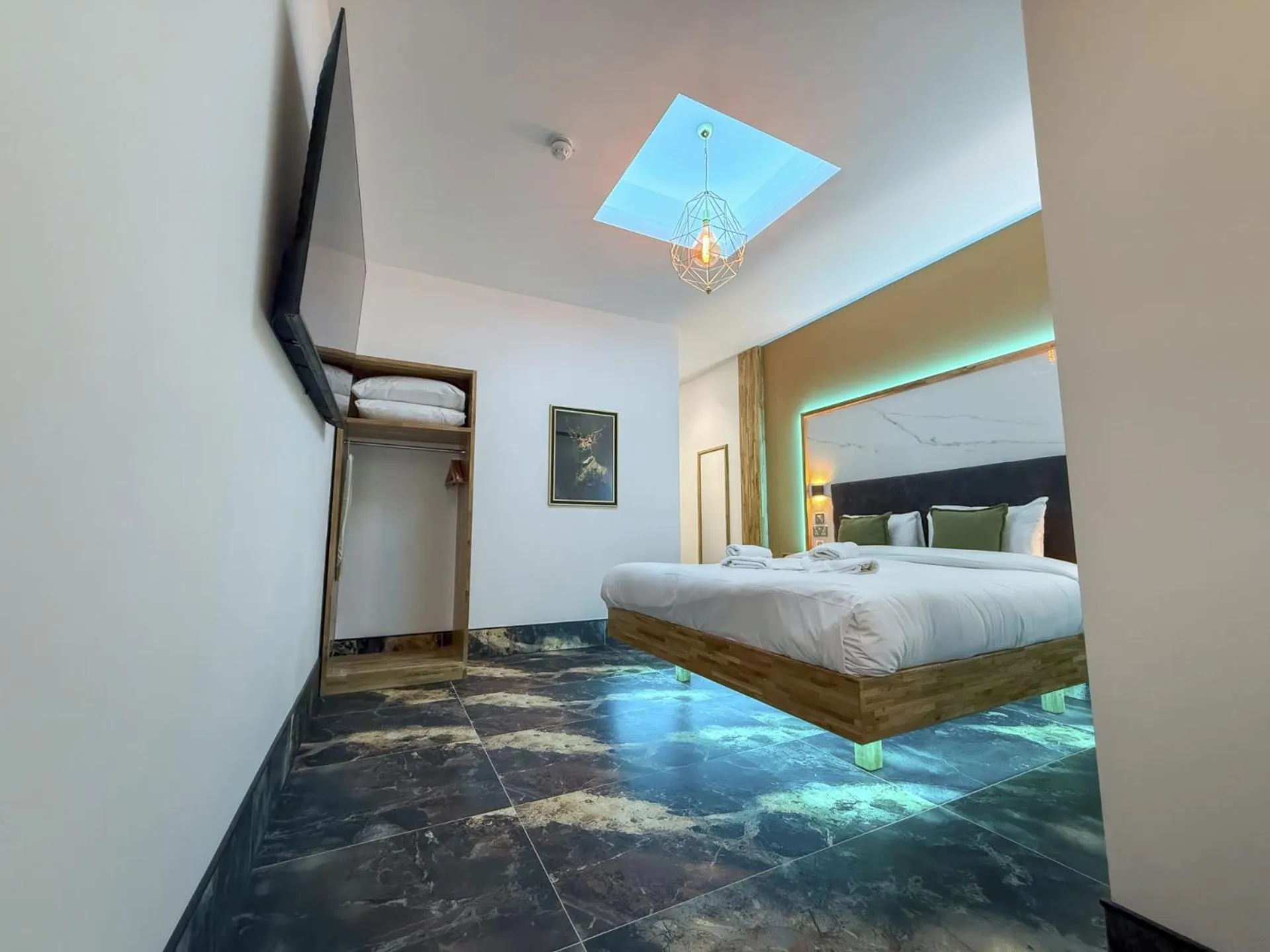 Bedroom, Bed in The Arundell Hotel