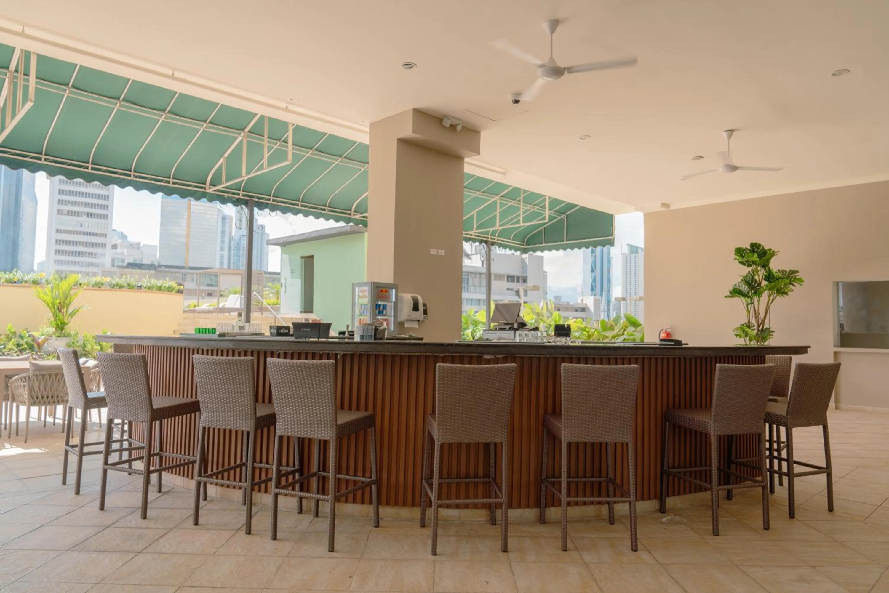 Restaurant/places to eat in Waymore Hotel Spa & Casino