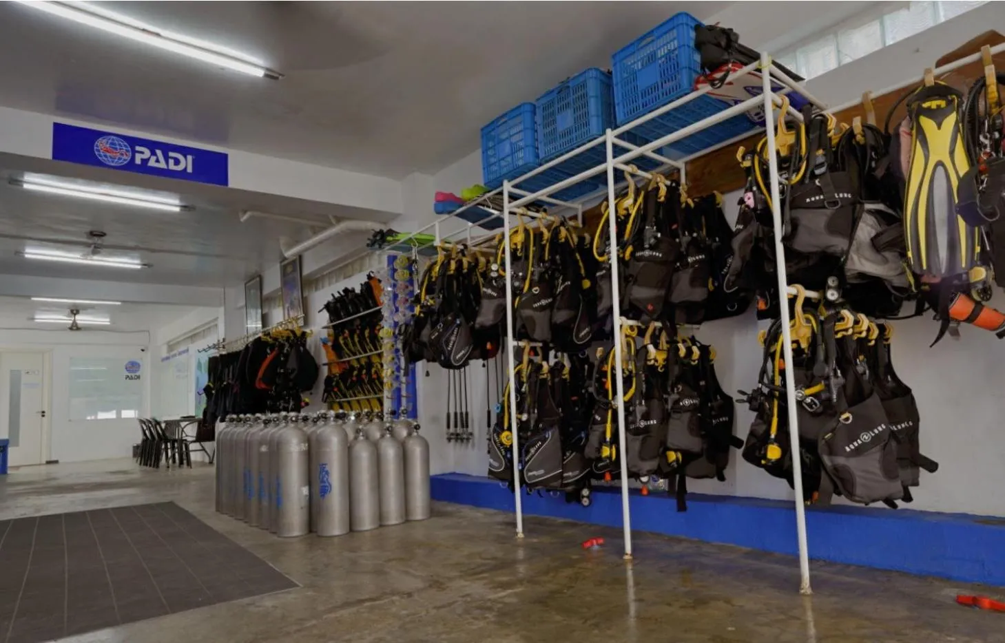 Diving in Lucky Tito PG Dive Resort