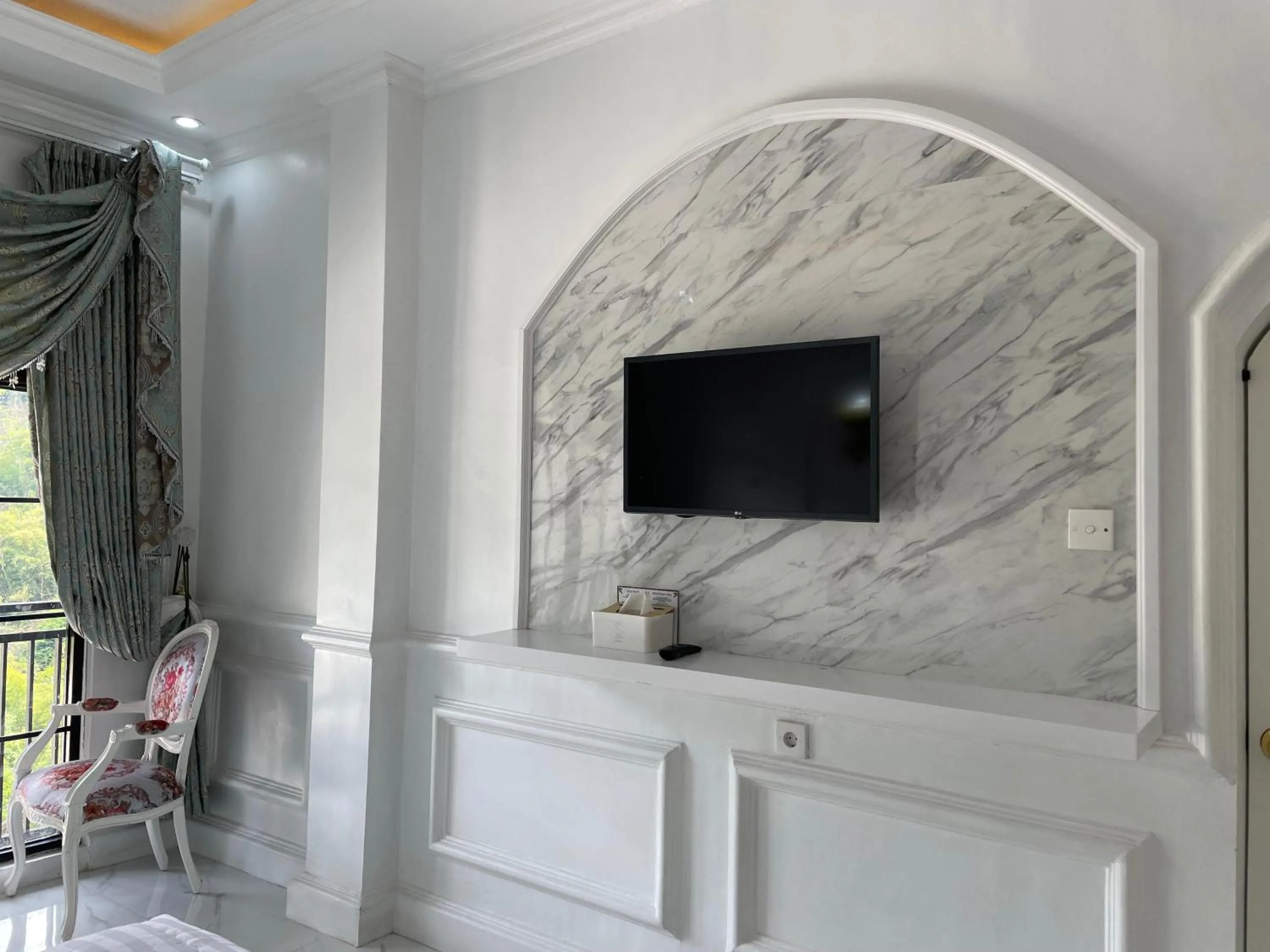 Casa Rani Hotel & Restaurant