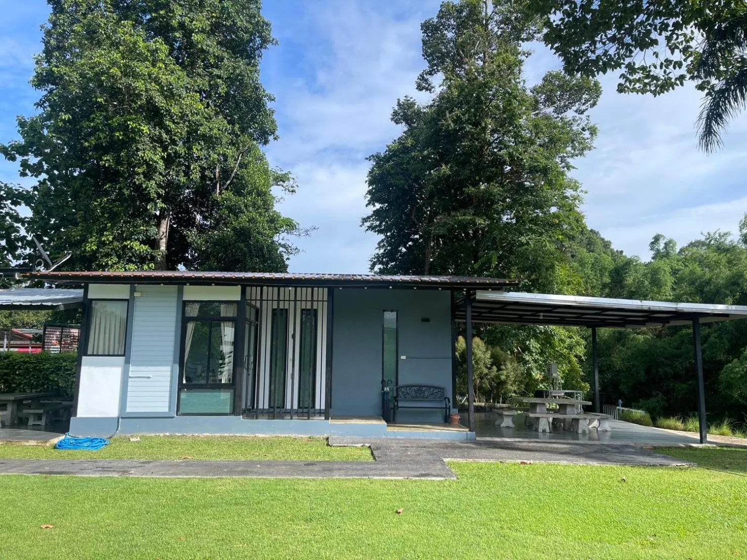 Photo of the whole room in Suptara Resort