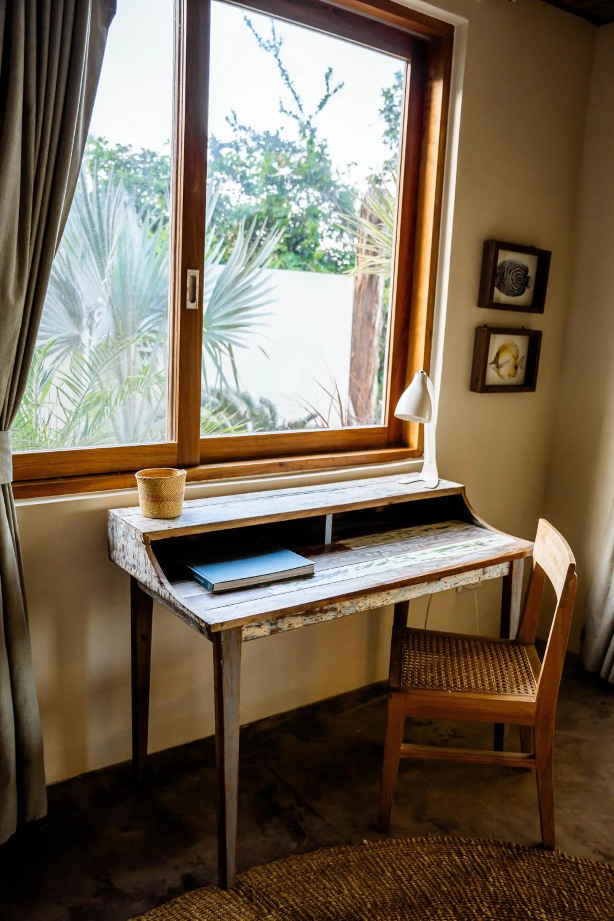 Decorative detail in The Overhang